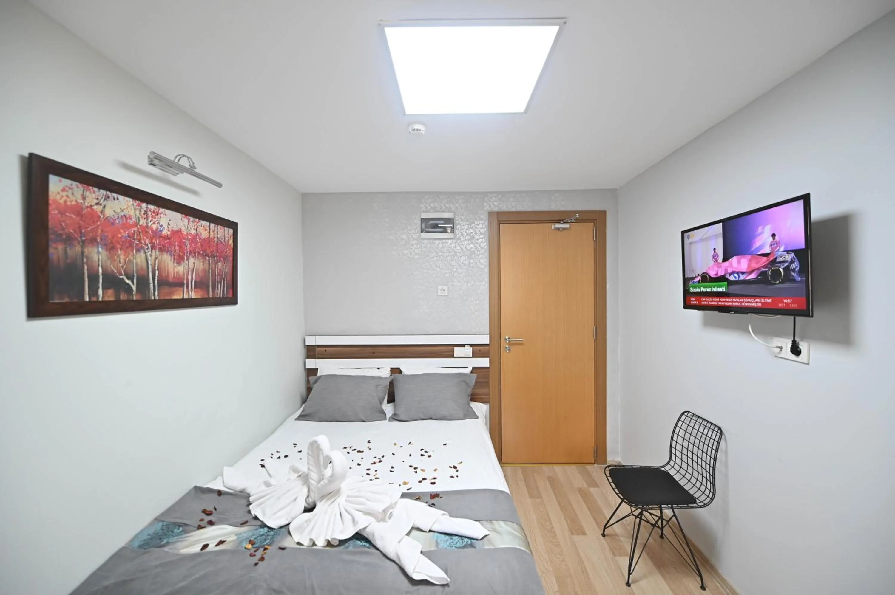 Bed in Safir Gold Hotel