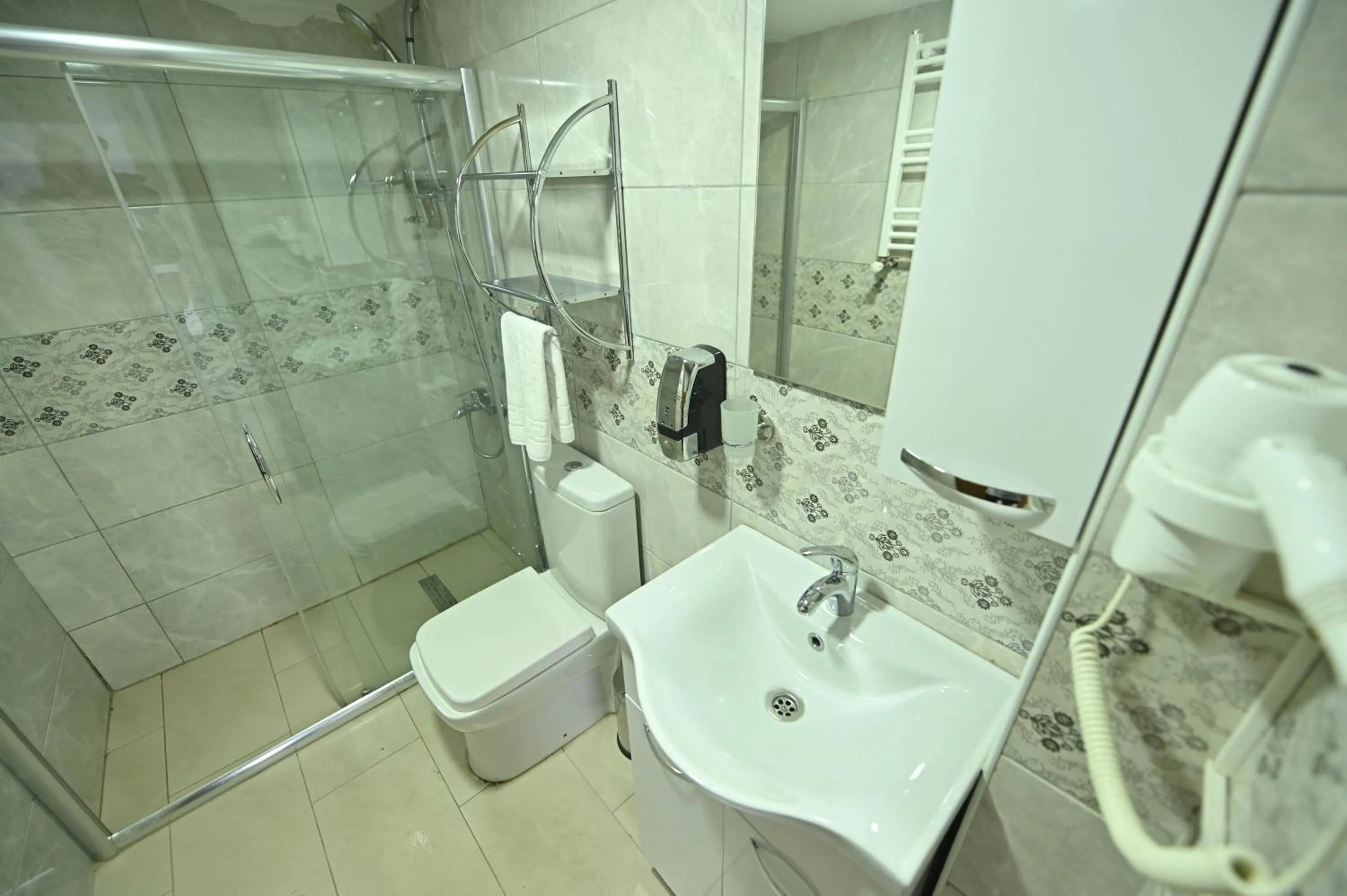 Bathroom in Safir Gold Hotel