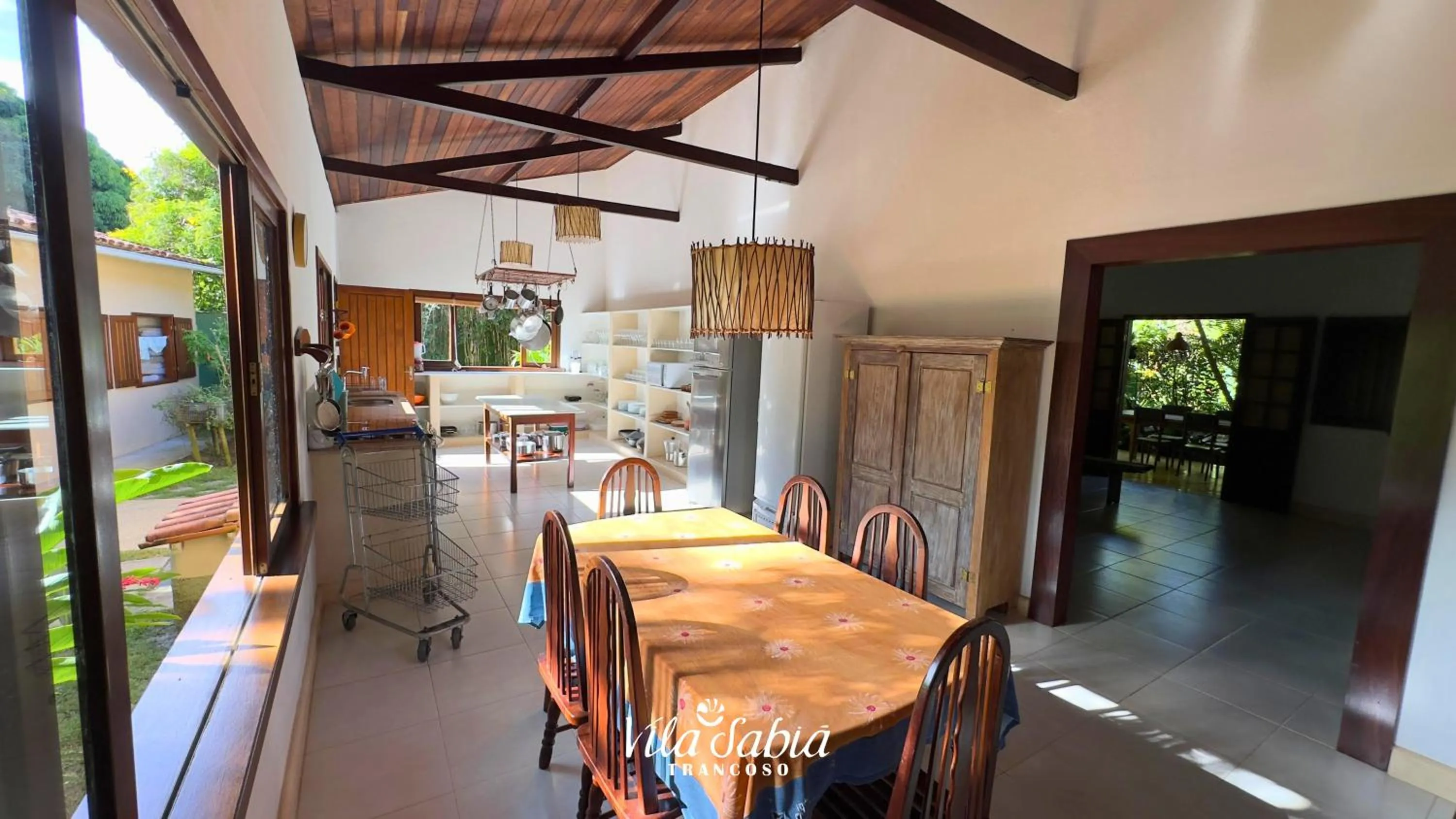 Kitchen or kitchenette in Vila Sabiá Trancoso