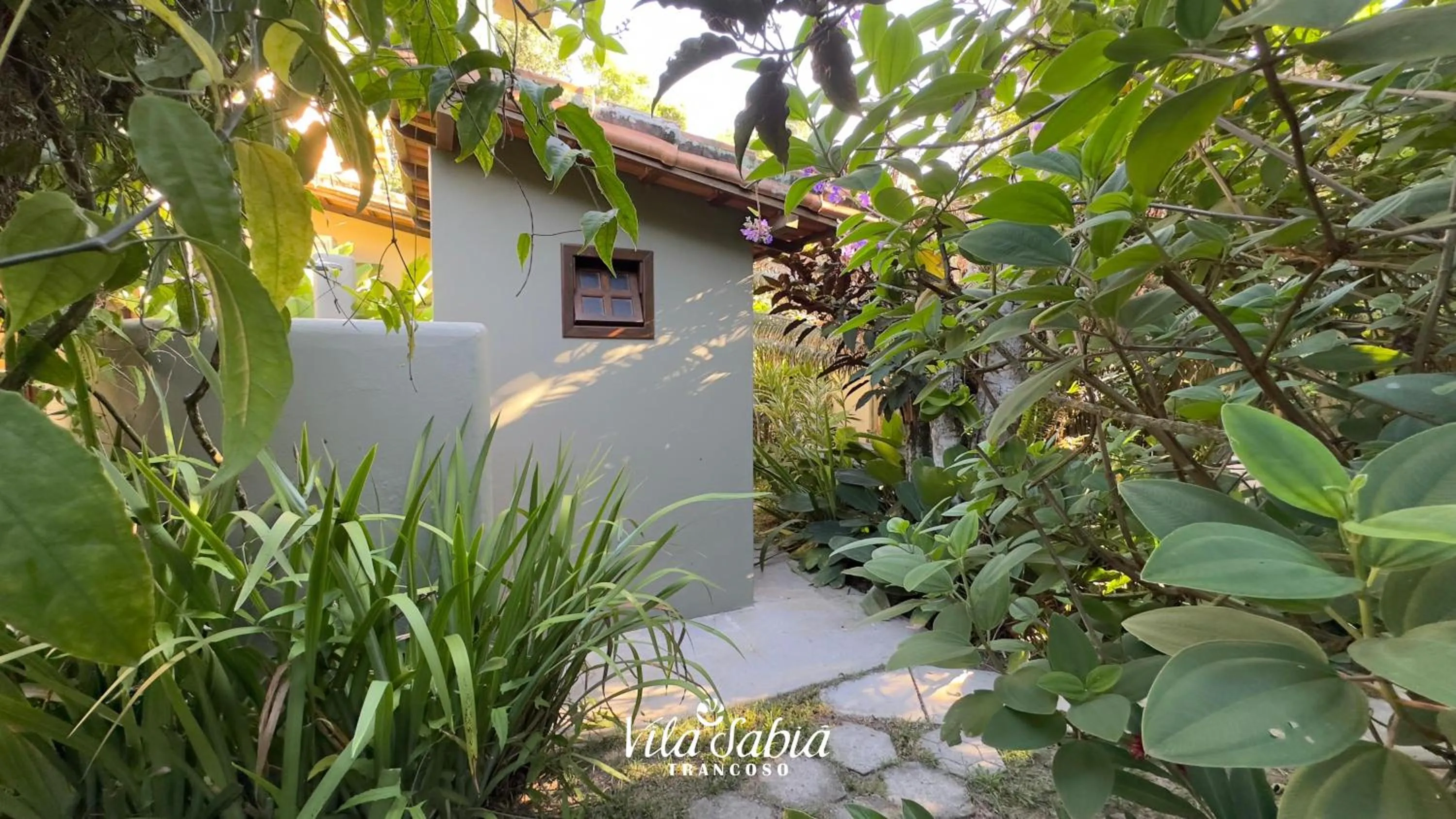 Shower in Vila Sabiá Trancoso