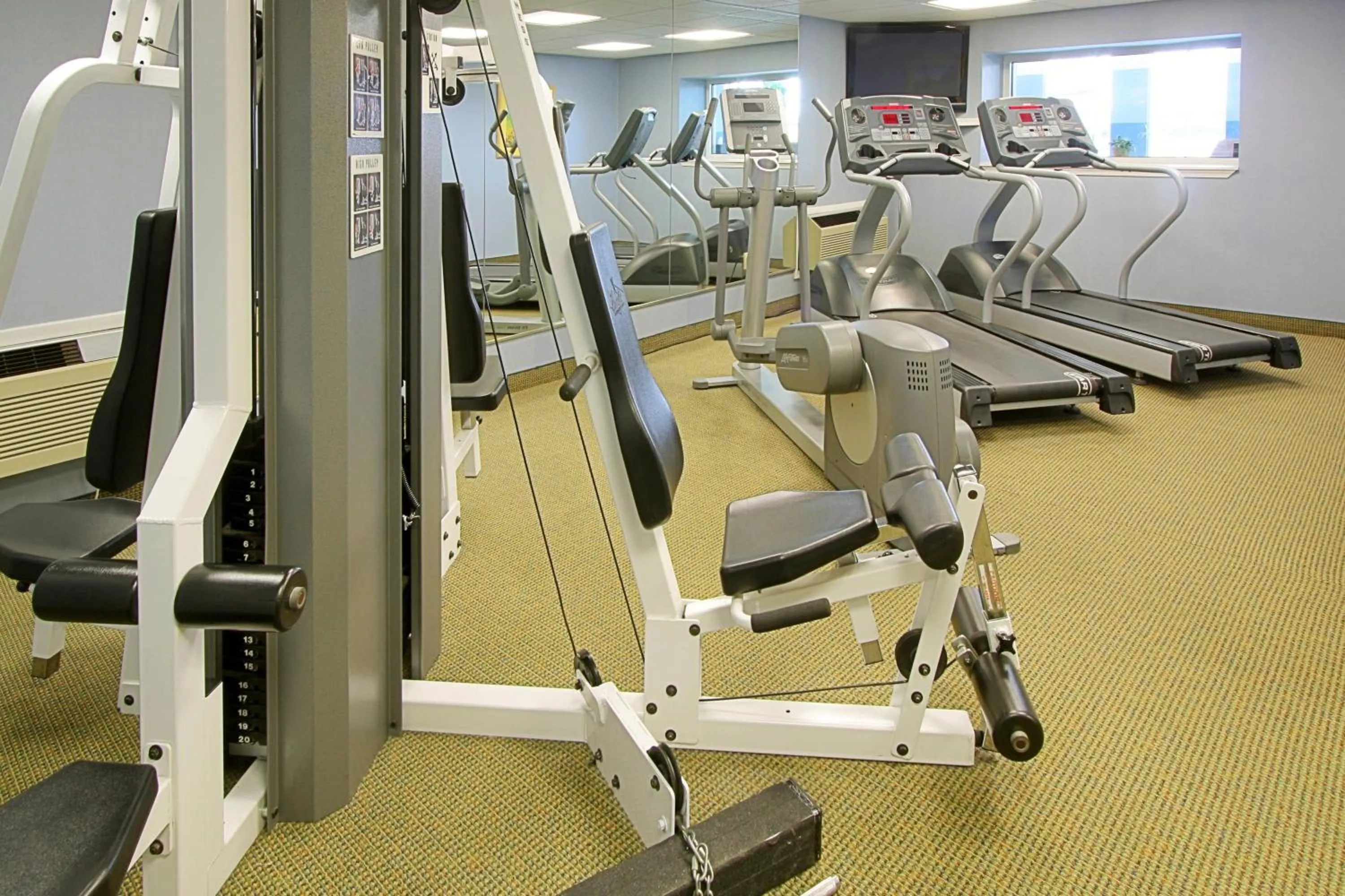 Fitness centre/facilities in Four Points by Sheraton York