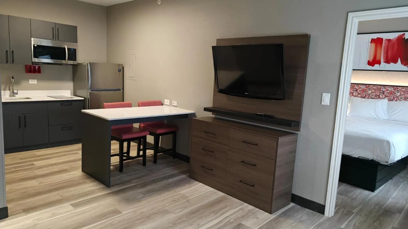 Bed in Hawthorn Extended Stay by Wyndham DFW Airport North