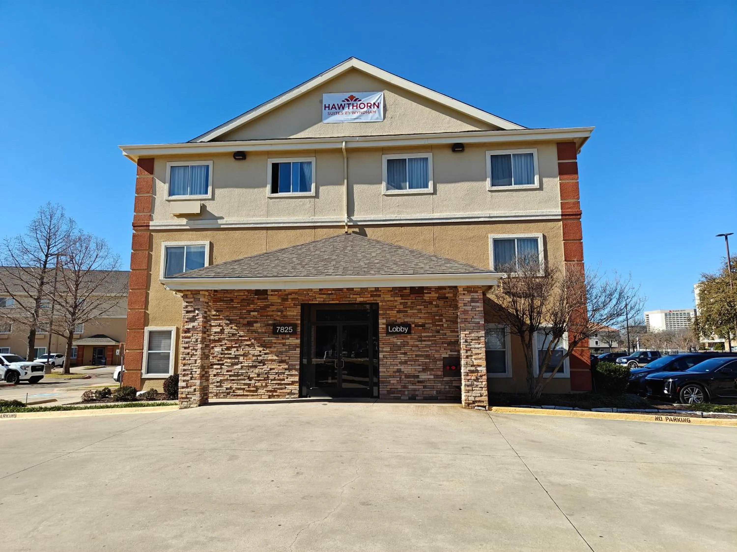 Property building in Hawthorn Extended Stay by Wyndham DFW Airport North