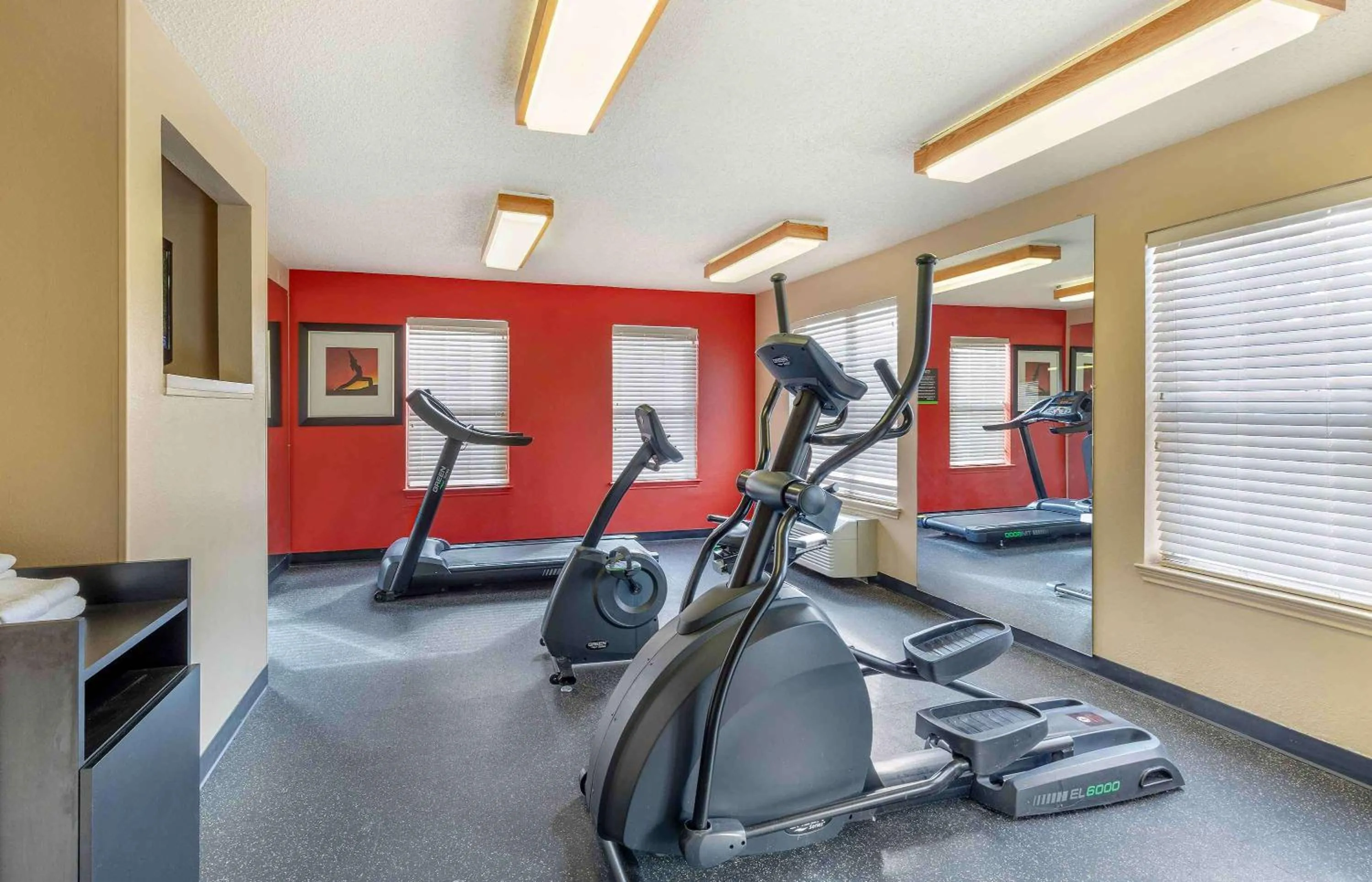 Fitness centre/facilities in Hawthorn Extended Stay by Wyndham DFW Airport North