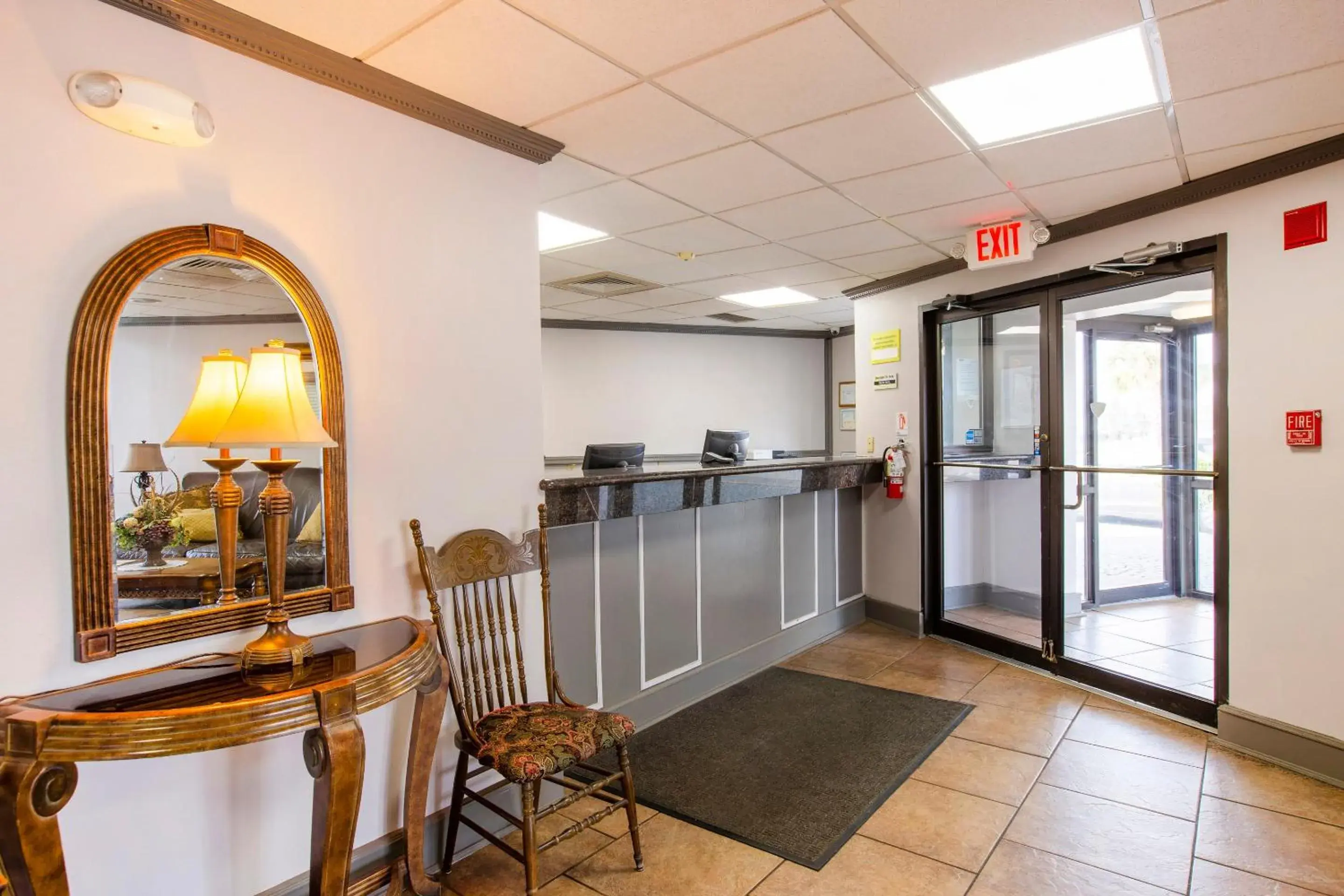 Lobby or reception in Port Allen Inn Lobby or reception in Port Allen Inn