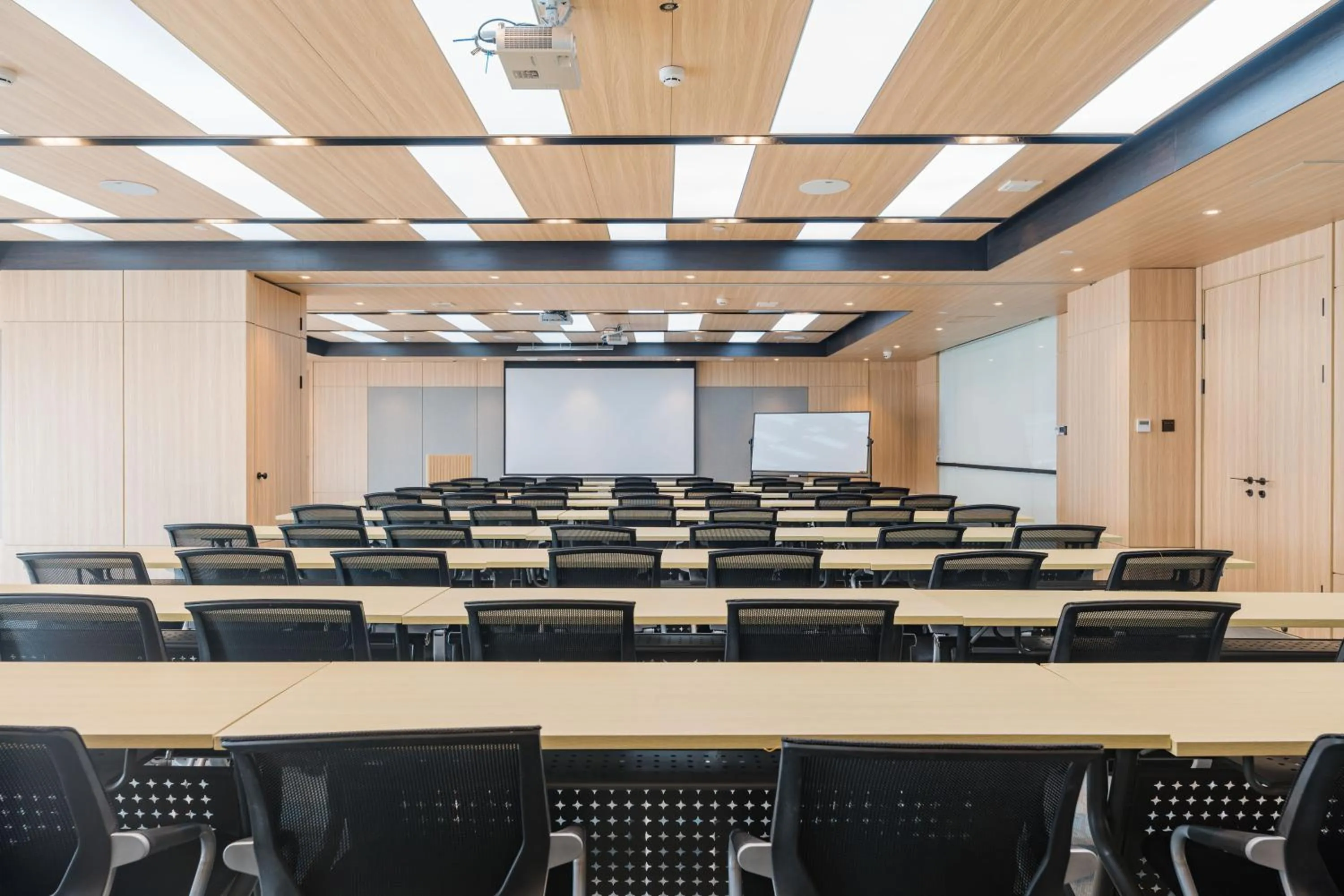 Meeting/conference room in Atour Hotel (Mogan Mountain)