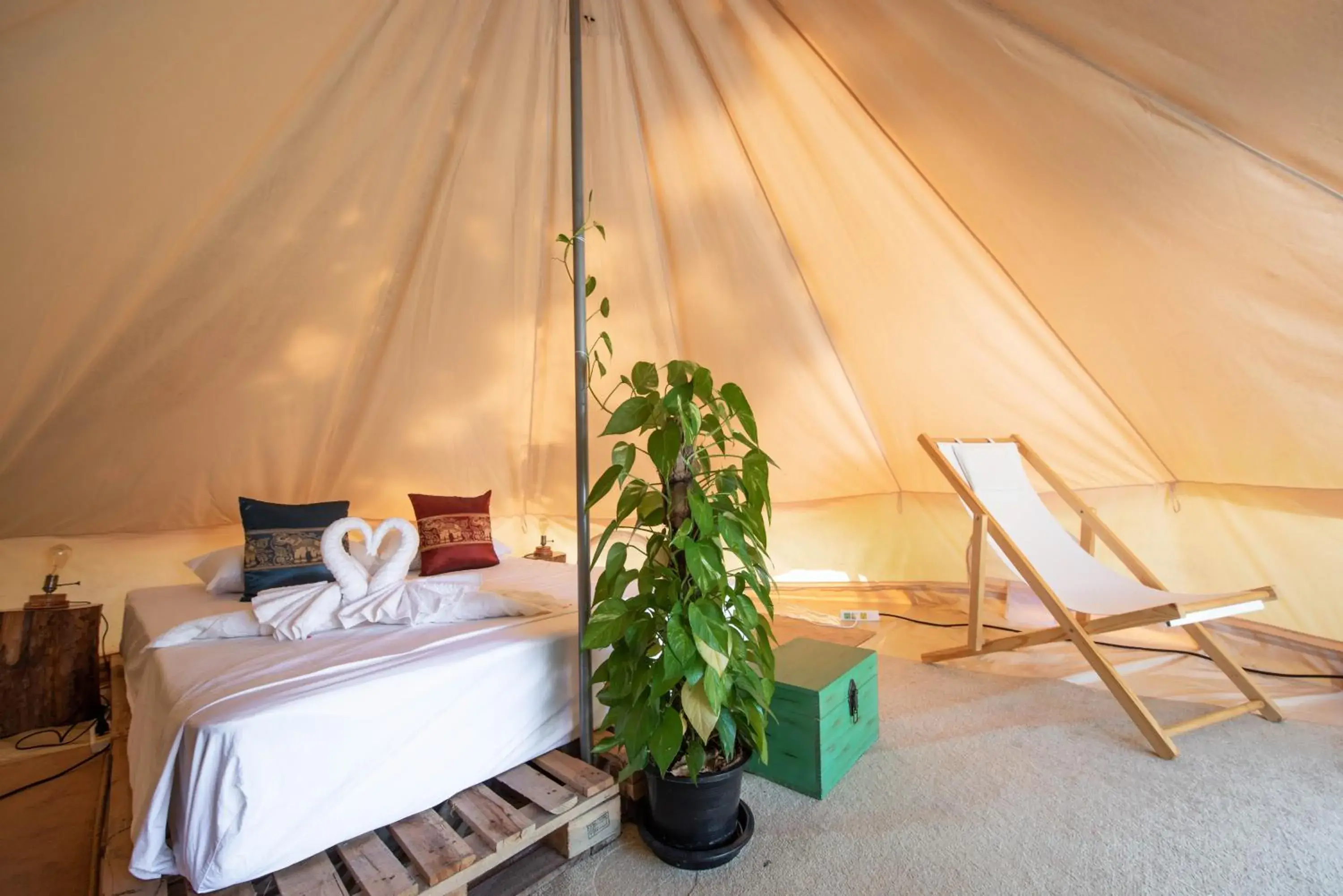 Bed in Roost Glamping - SHA Certified Bed in Roost Glamping - SHA Certified