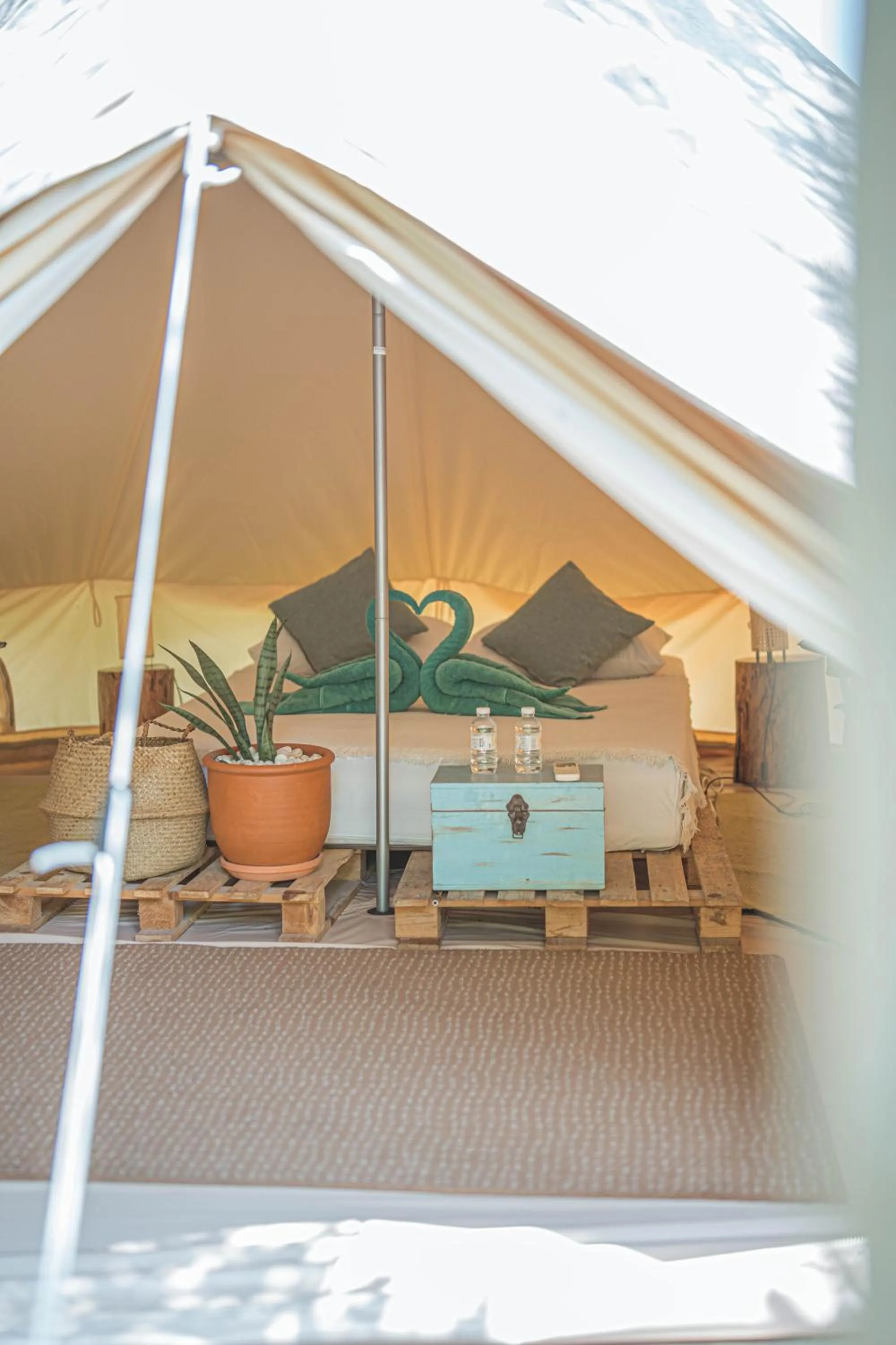 Living room in Roost Glamping - SHA Certified