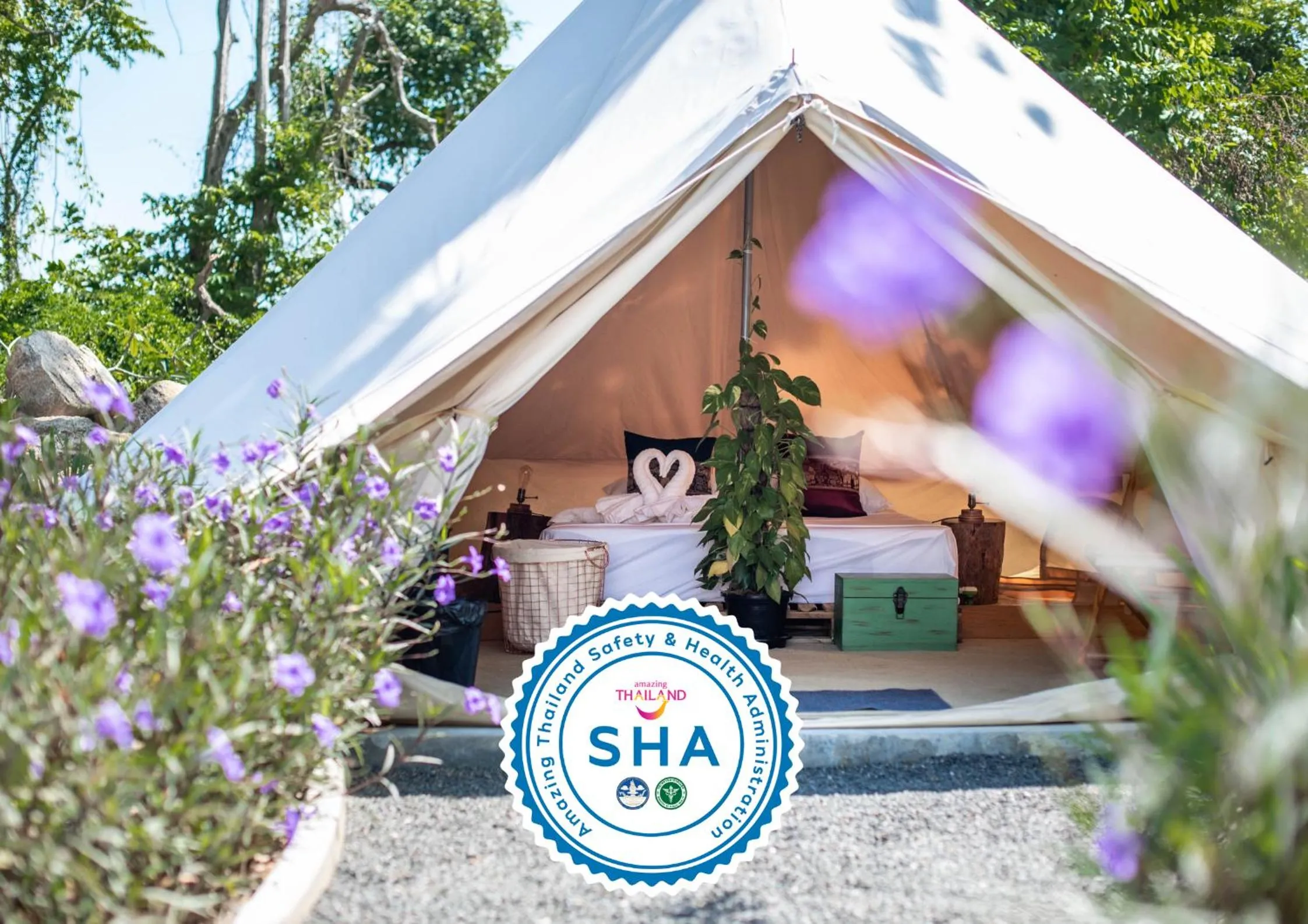 Garden view in Roost Glamping - SHA Certified