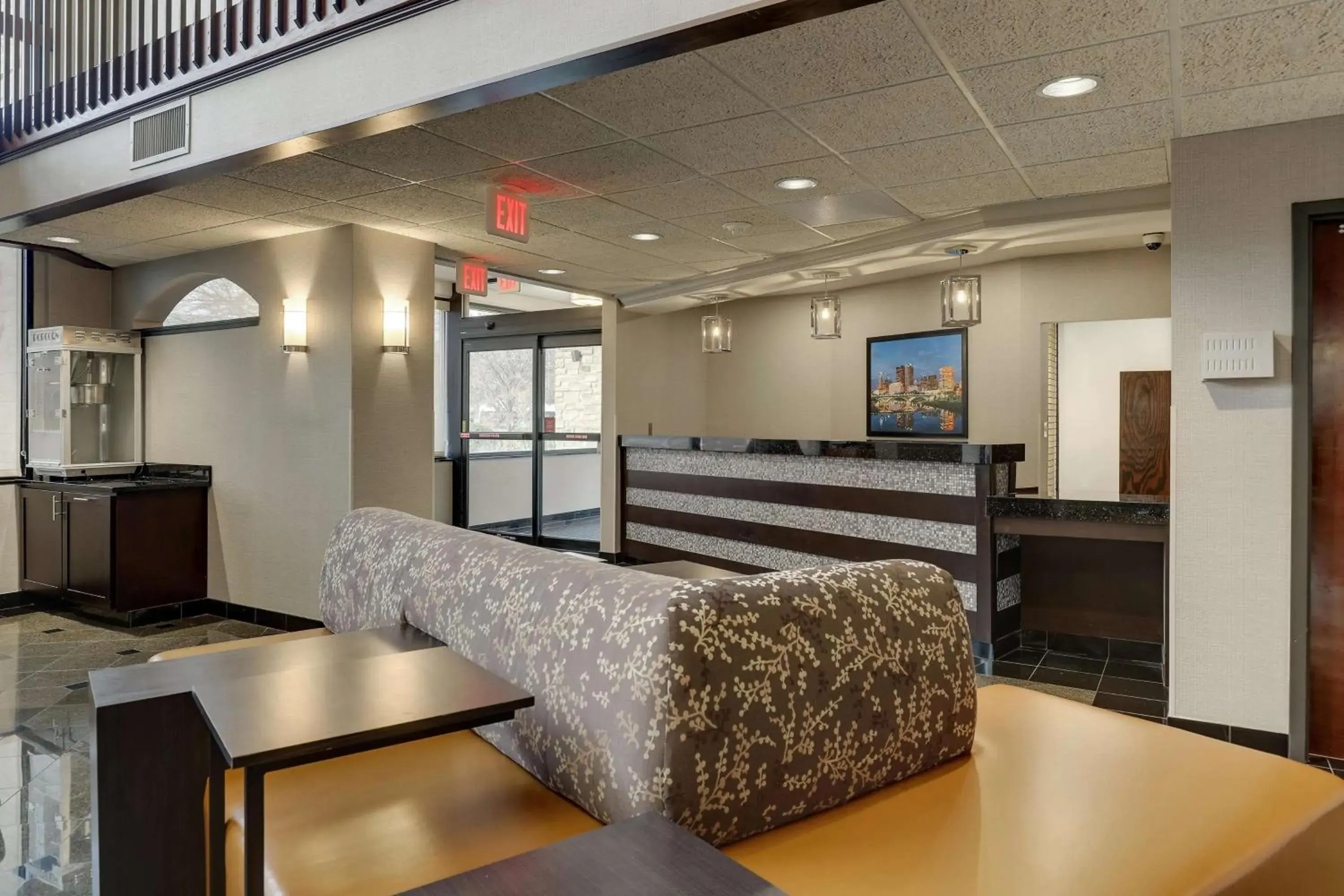 Lobby or reception in Drury Inn & Suites Columbus Dublin Lobby or reception in Drury Inn & Suites Columbus Dublin