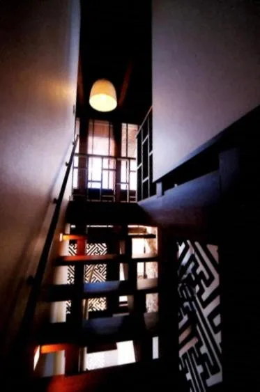 INDIGO GEO HOUSE #Ds1