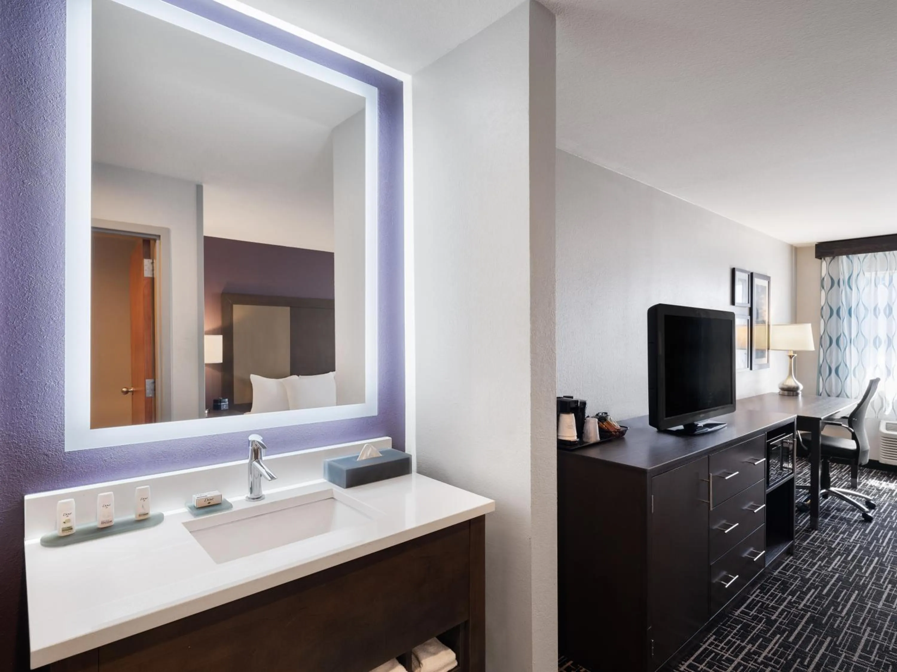 Bathroom in La Quinta by Wyndham Pocatello