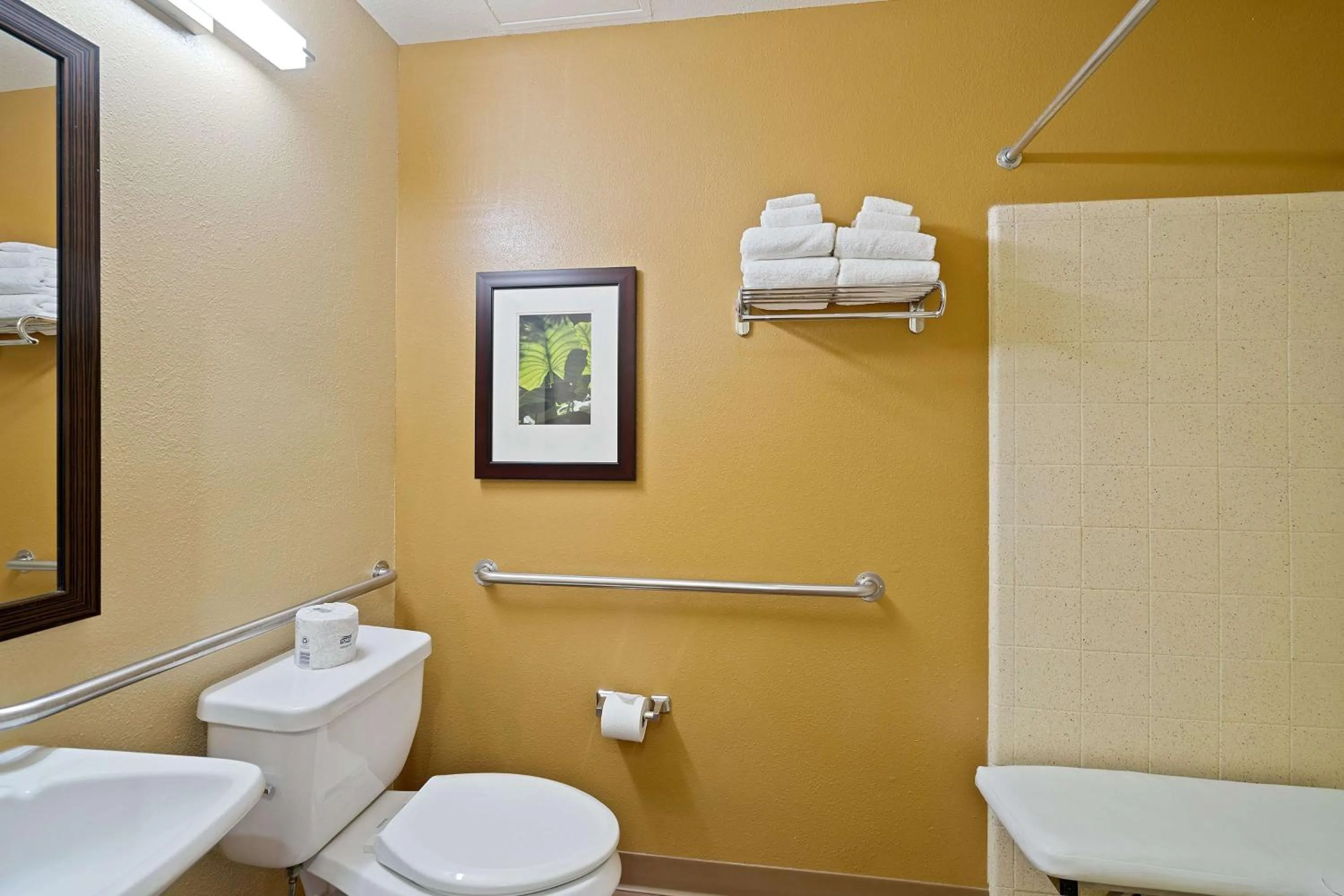 Bathroom in Extended Stay America Suites - Washington, DC - Reston