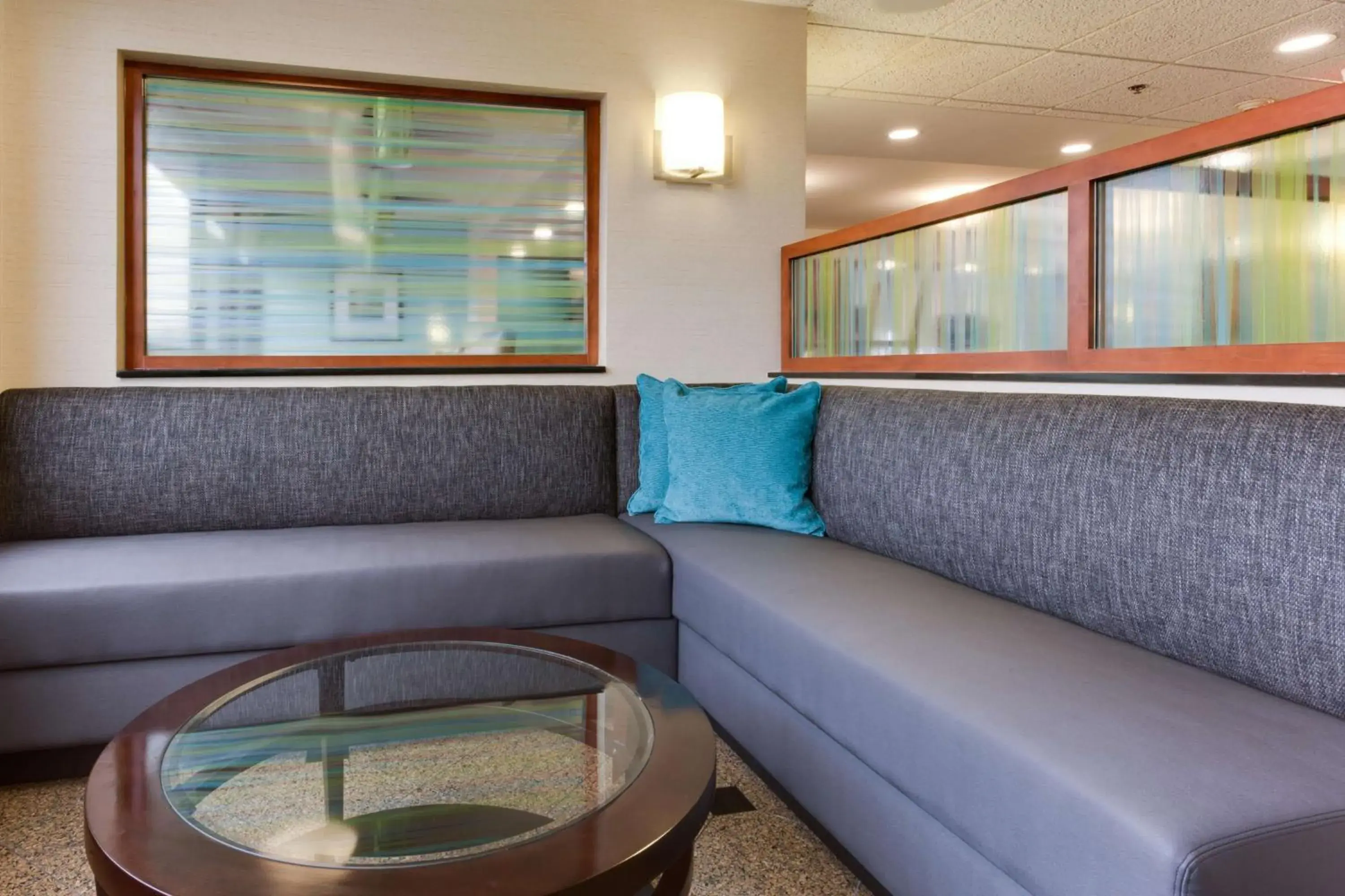 Lobby or reception in Drury Inn & Suites Birmingham Grandview Lobby or reception in Drury Inn & Suites Birmingham Grandview