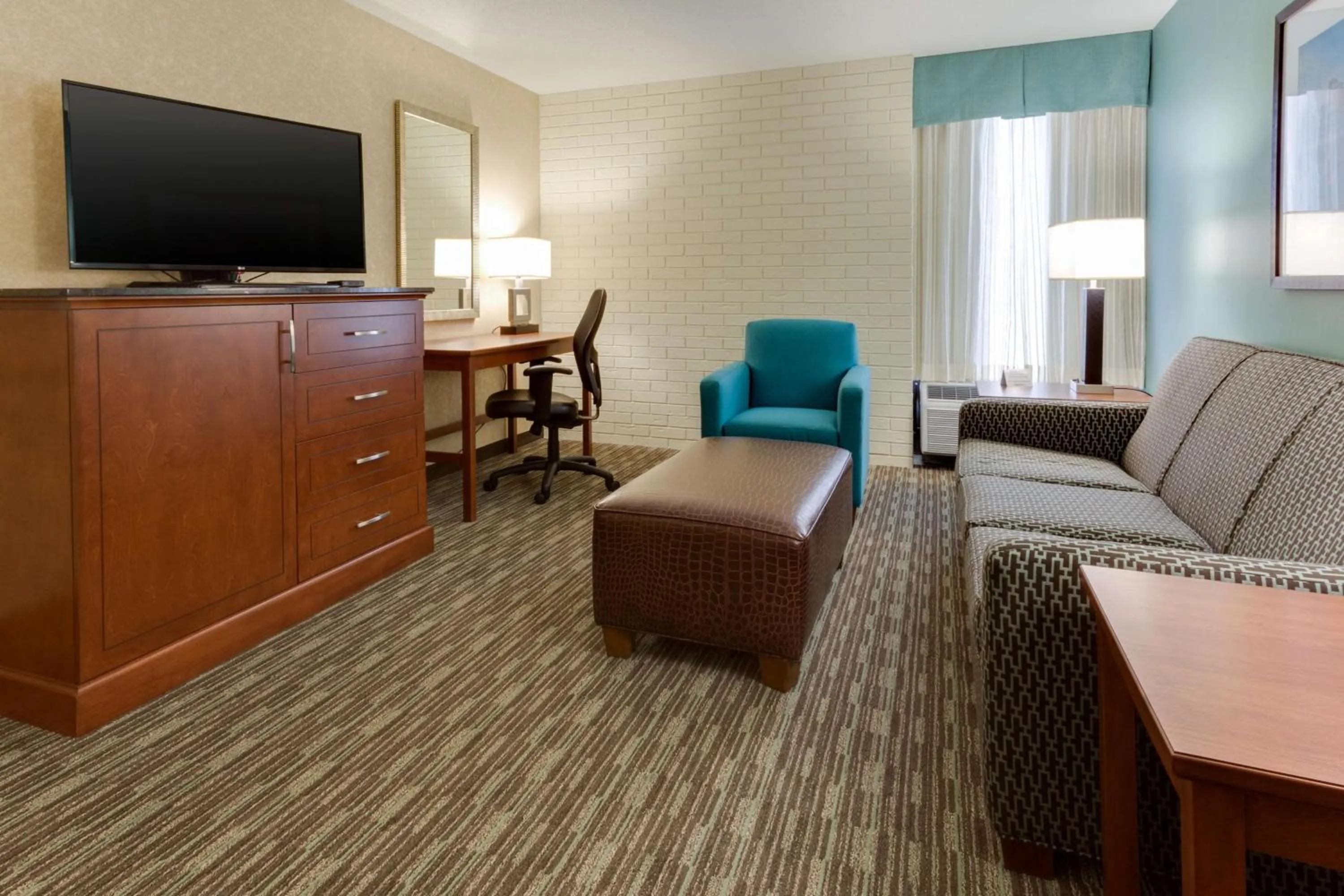 Photo of the whole room in Drury Inn & Suites Birmingham Grandview