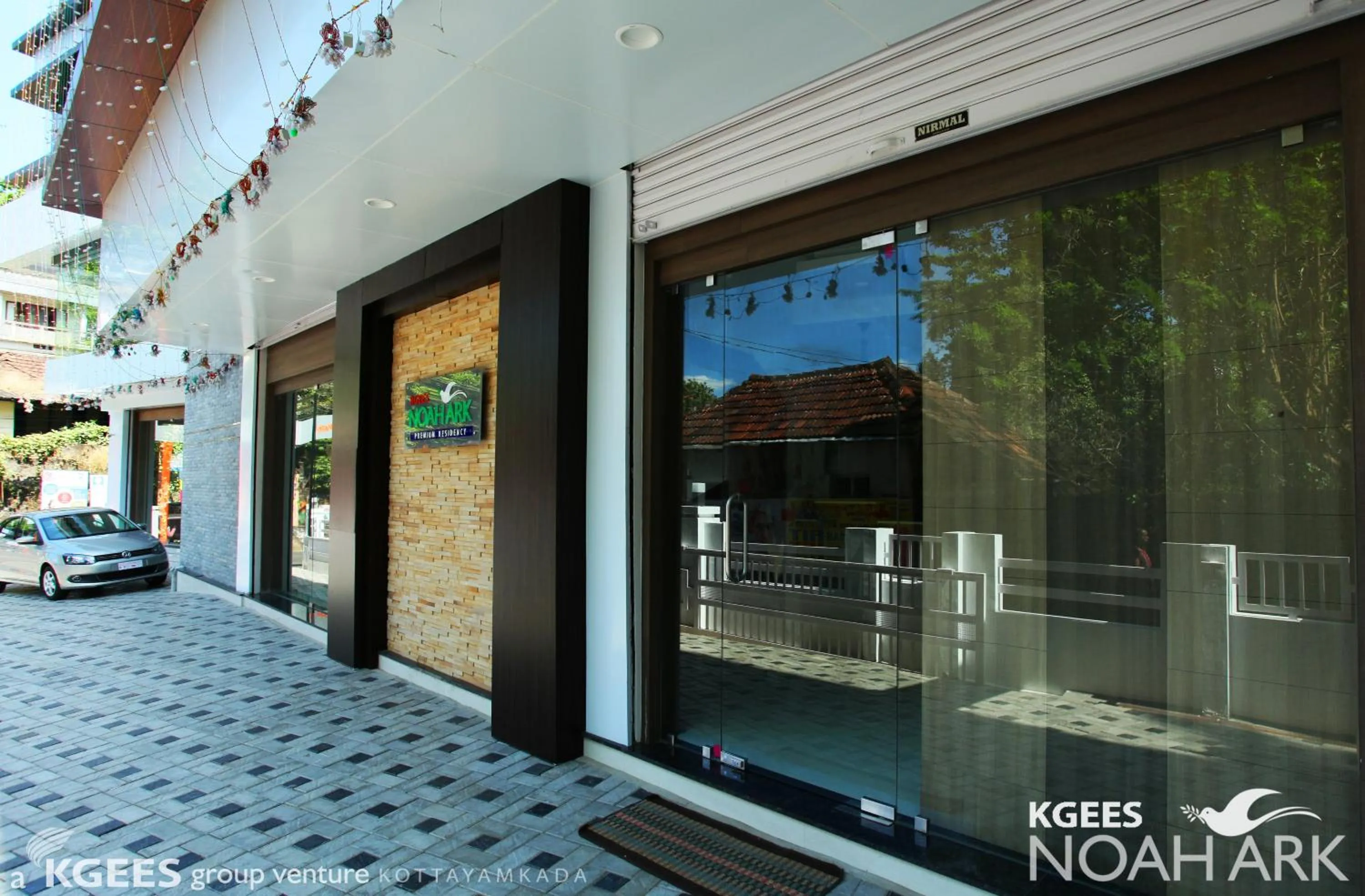 Facade/entrance in Kgees Noah Ark