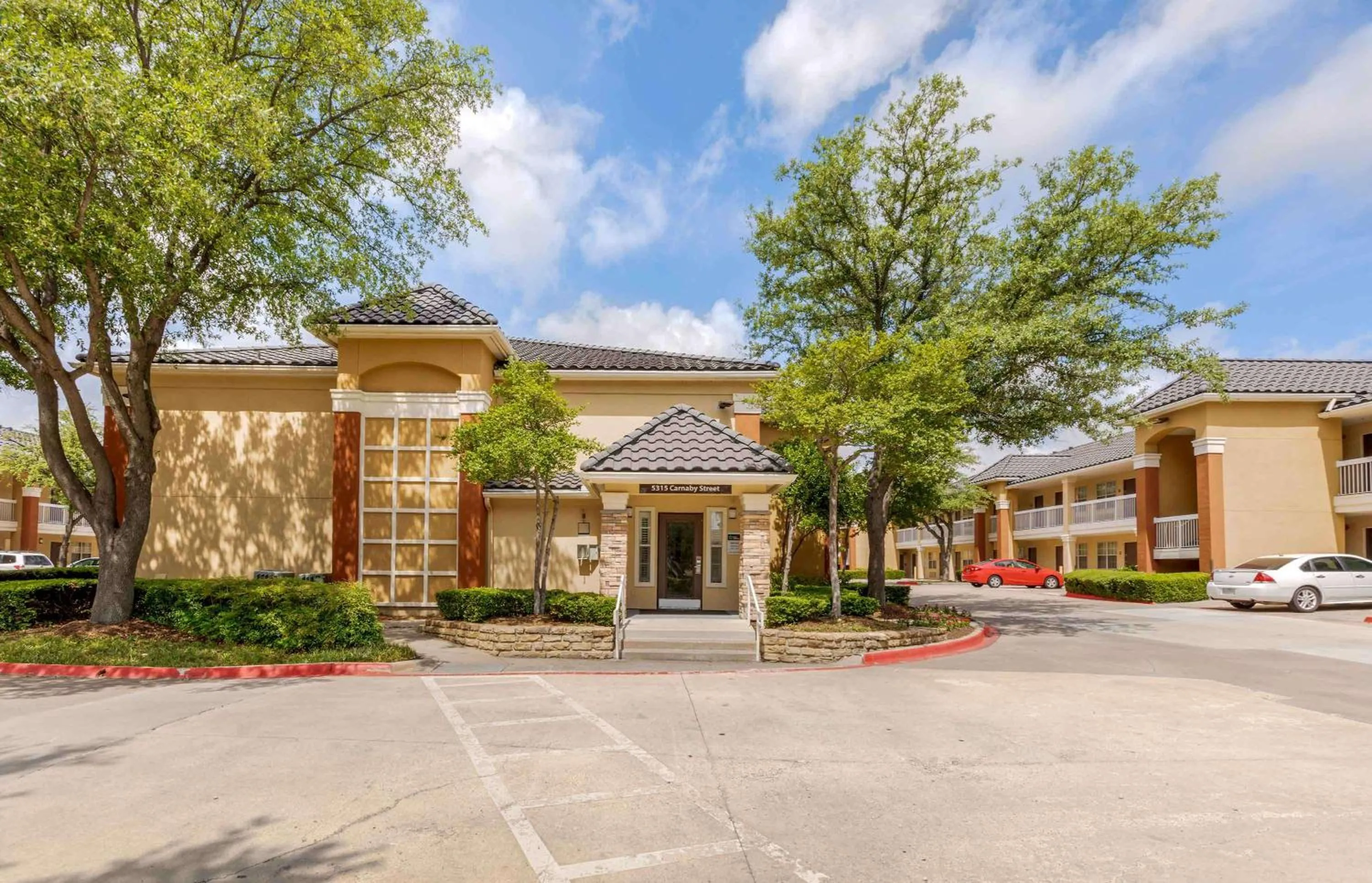 Property building in Extended Stay America Suites - Dallas - Las Colinas - Carnaby St