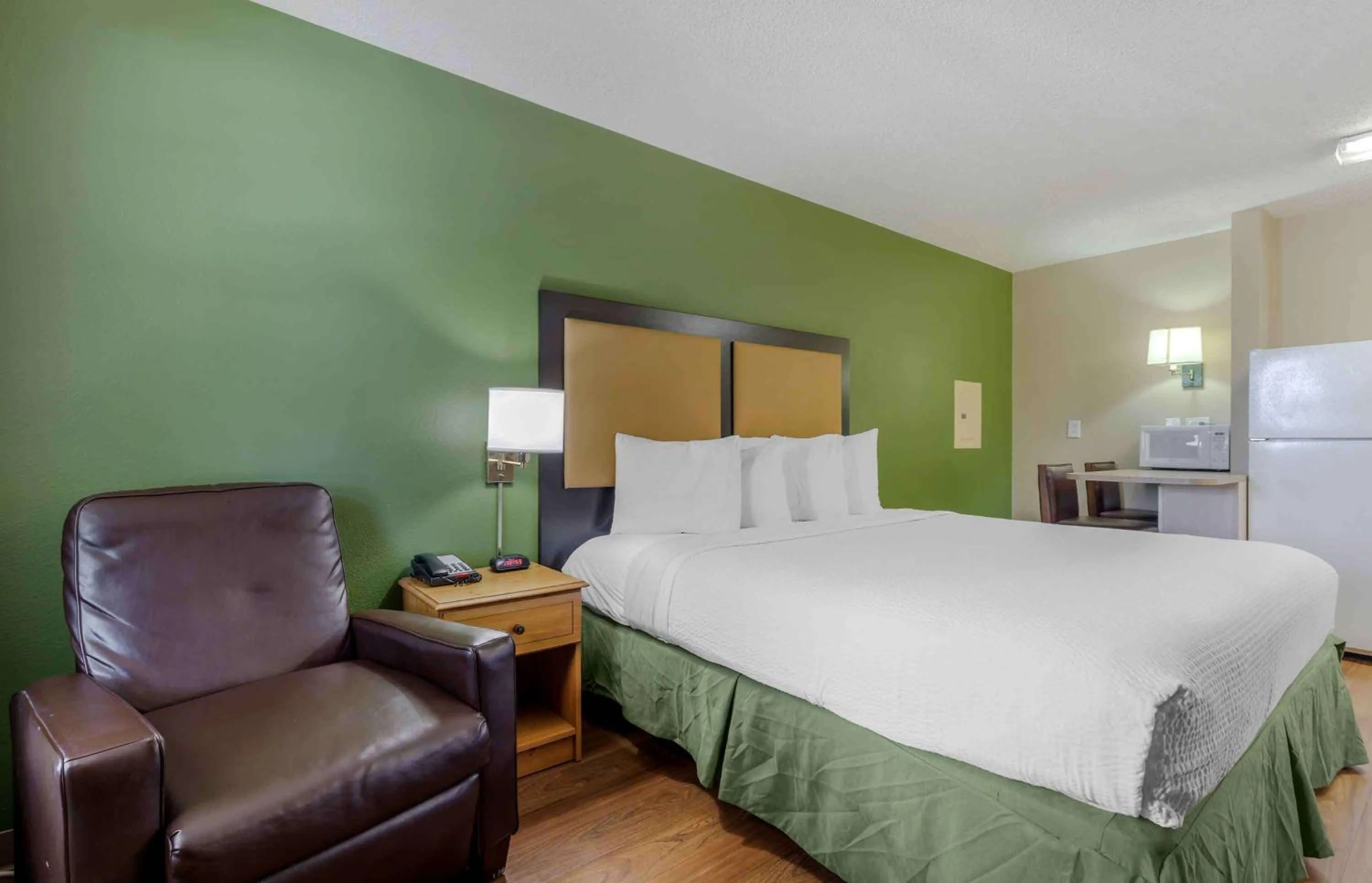 Bedroom, Bed in Extended Stay America Suites - Dallas - Las Colinas - Carnaby St