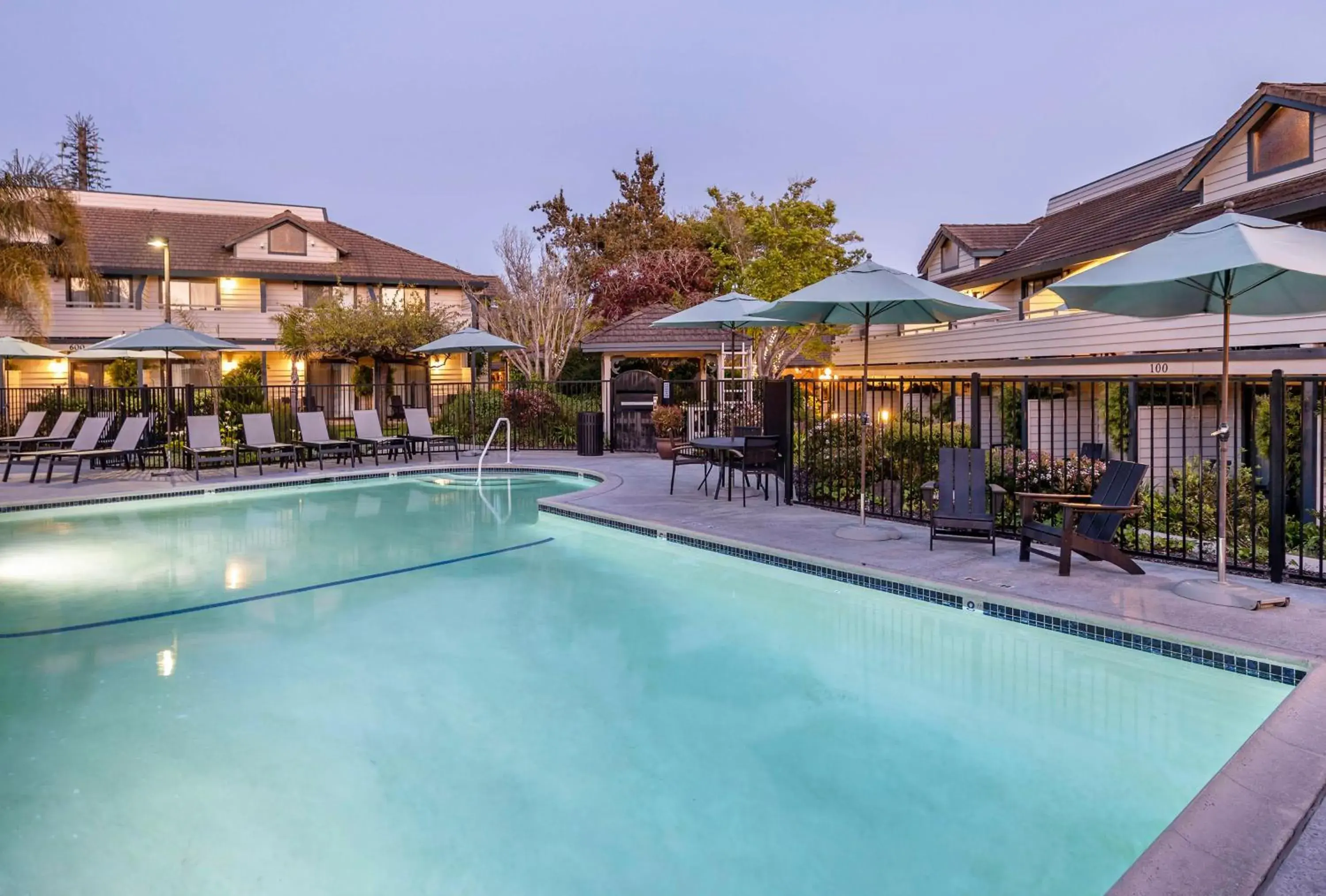 Pool view in Seacliff Inn Aptos, Tapestry Collection by Hilton Pool view in Seacliff Inn Aptos, Tapestry Collection by Hilton