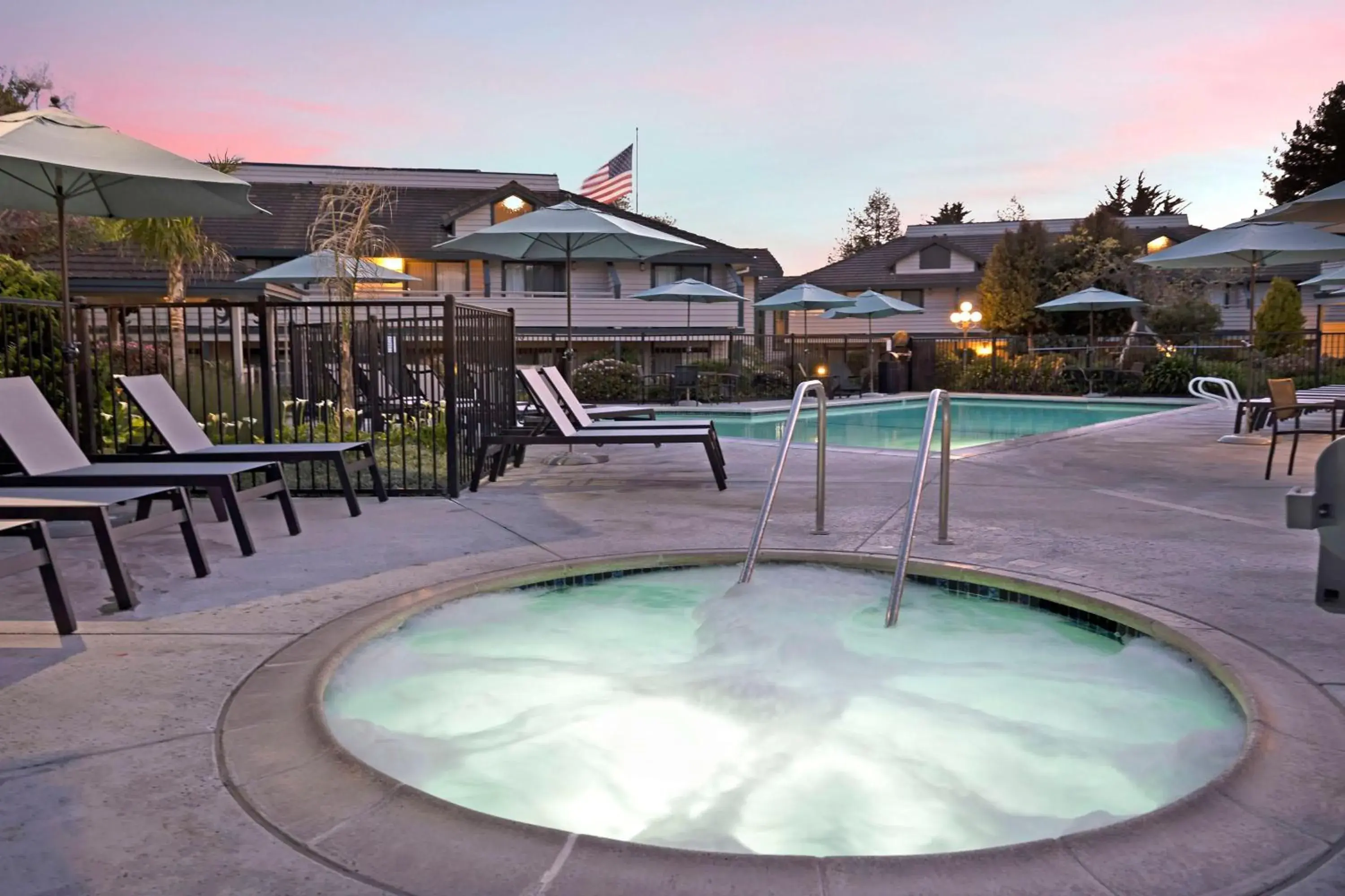 Pool view in Seacliff Inn Aptos, Tapestry Collection by Hilton Pool view in Seacliff Inn Aptos, Tapestry Collection by Hilton
