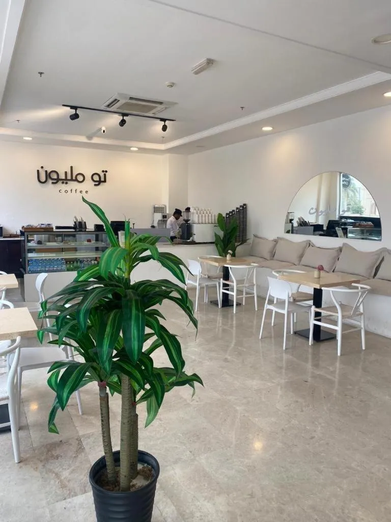 Restaurant/places to eat in Salalah Royal Hotel Suites