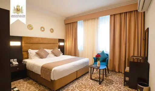 Bedroom, Bed in Salalah Royal Hotel Suites