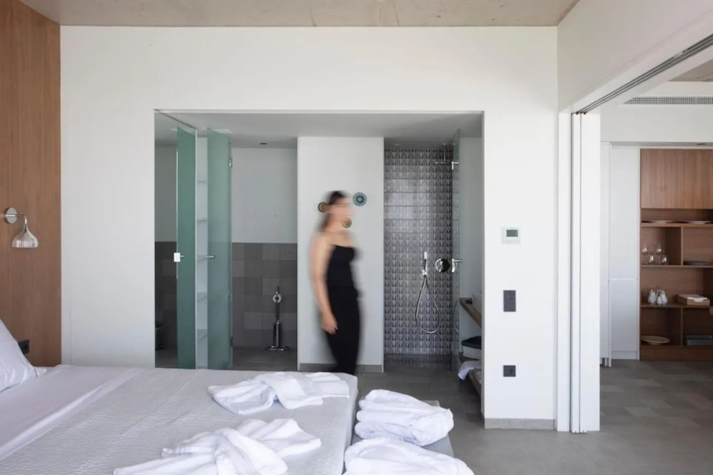 Bathroom, Bed in Villa Fyki