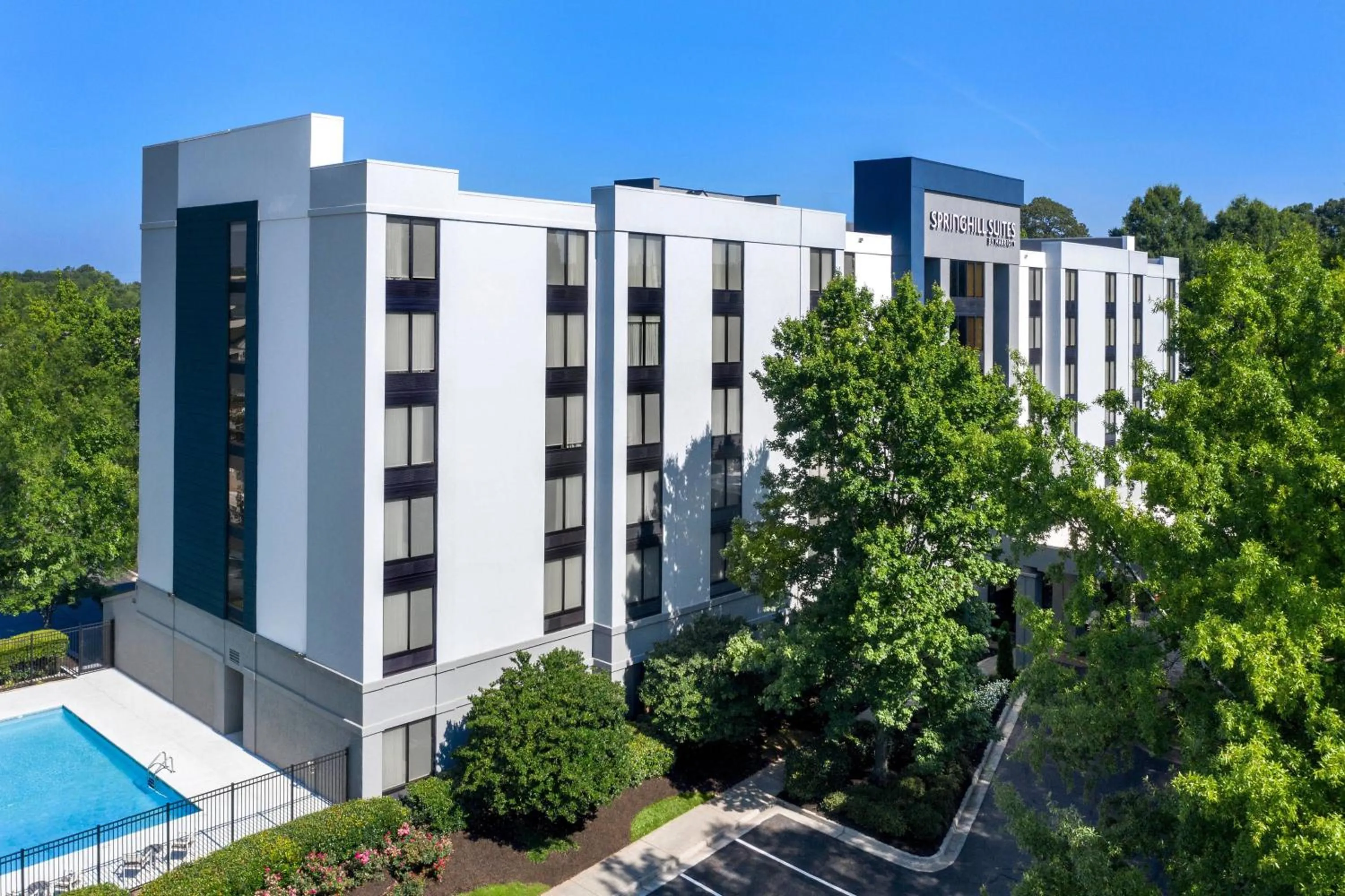 Property building in SpringHill Suites by Marriott Atlanta Perimeter Center