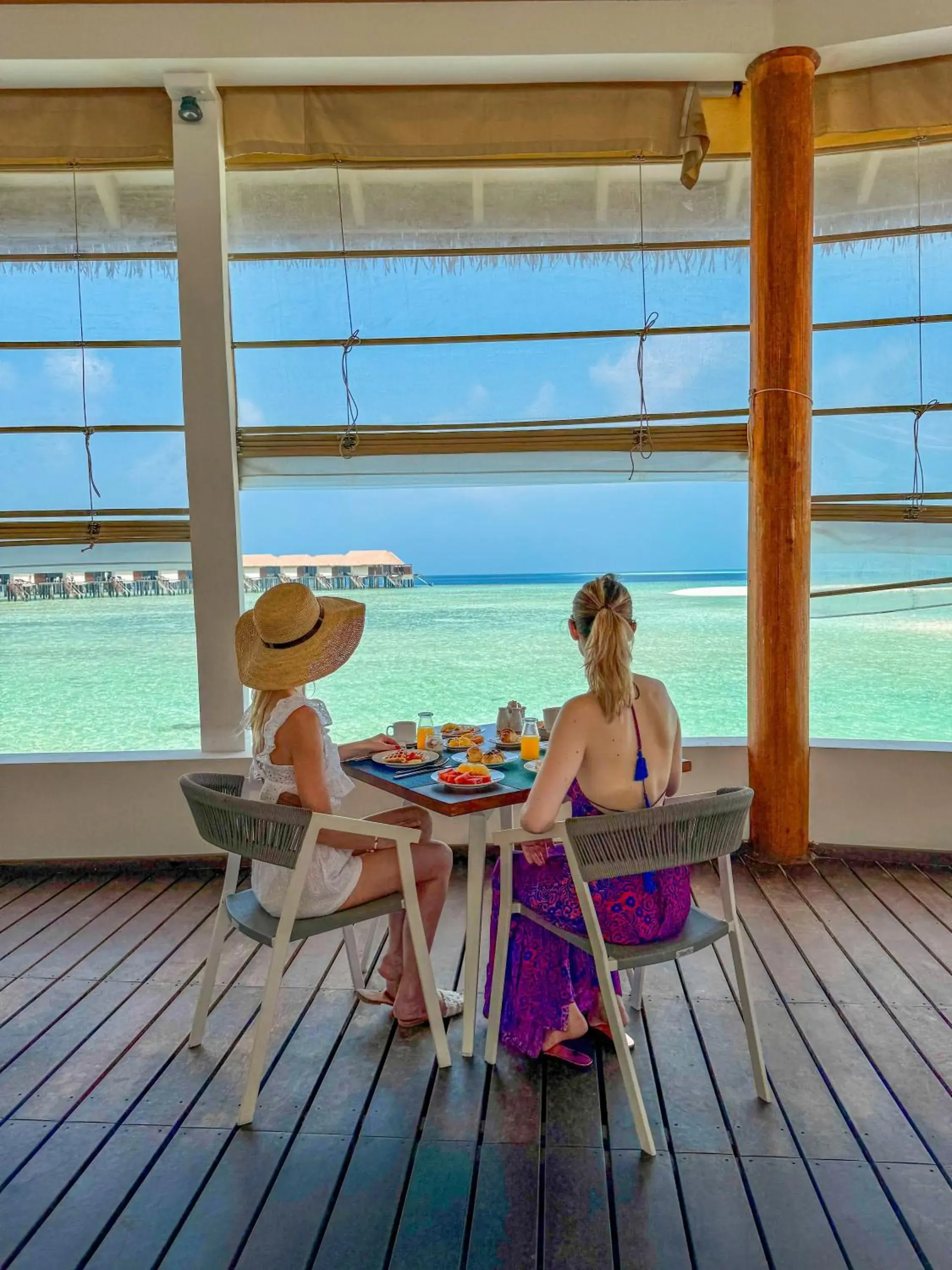 Restaurant/places to eat in Cinnamon Velifushi Maldives - Free One-Way Speedboat and 02 Kids Under 12 Stay & Dine Free Restaurant/places to eat in Cinnamon Velifushi Maldives - Free One-Way Speedboat and 02 Kids Under 12 Stay & Dine Free