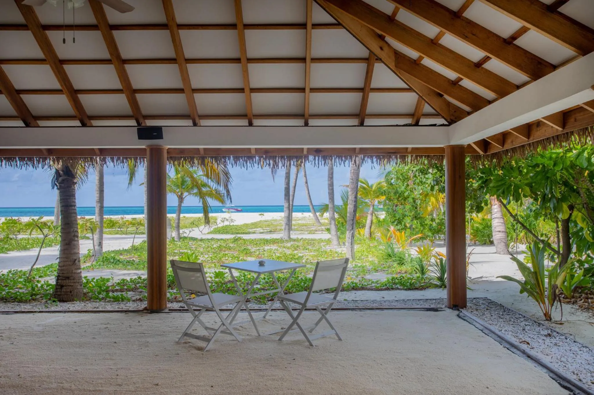 Food and drinks in Cinnamon Velifushi Maldives - Free One-Way Speedboat and 02 Kids Under 12 Stay & Dine Free