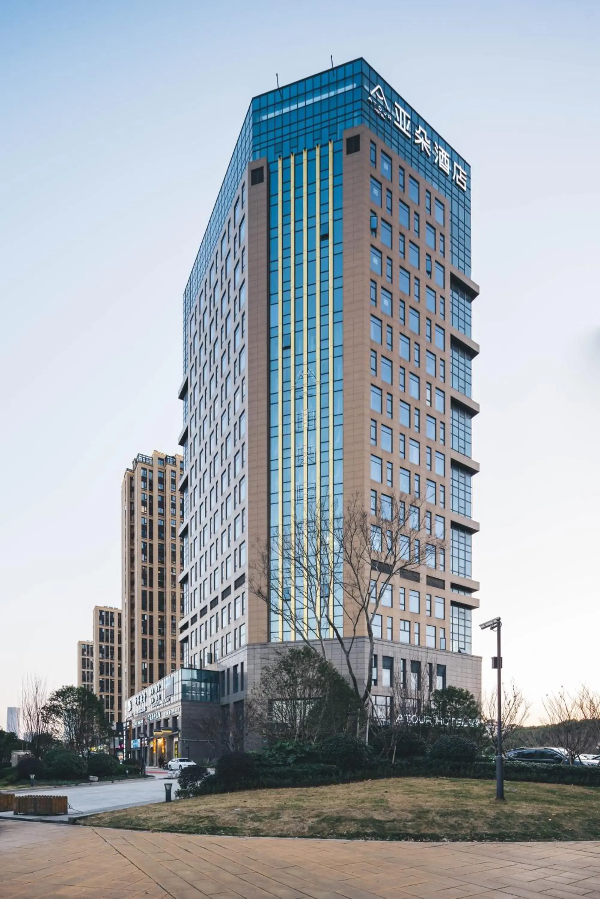 Facade/entrance in Atour Hotel Ningbo High-tech Zone Jiangnan Road Facade/entrance in Atour Hotel Ningbo High-tech Zone Jiangnan Road