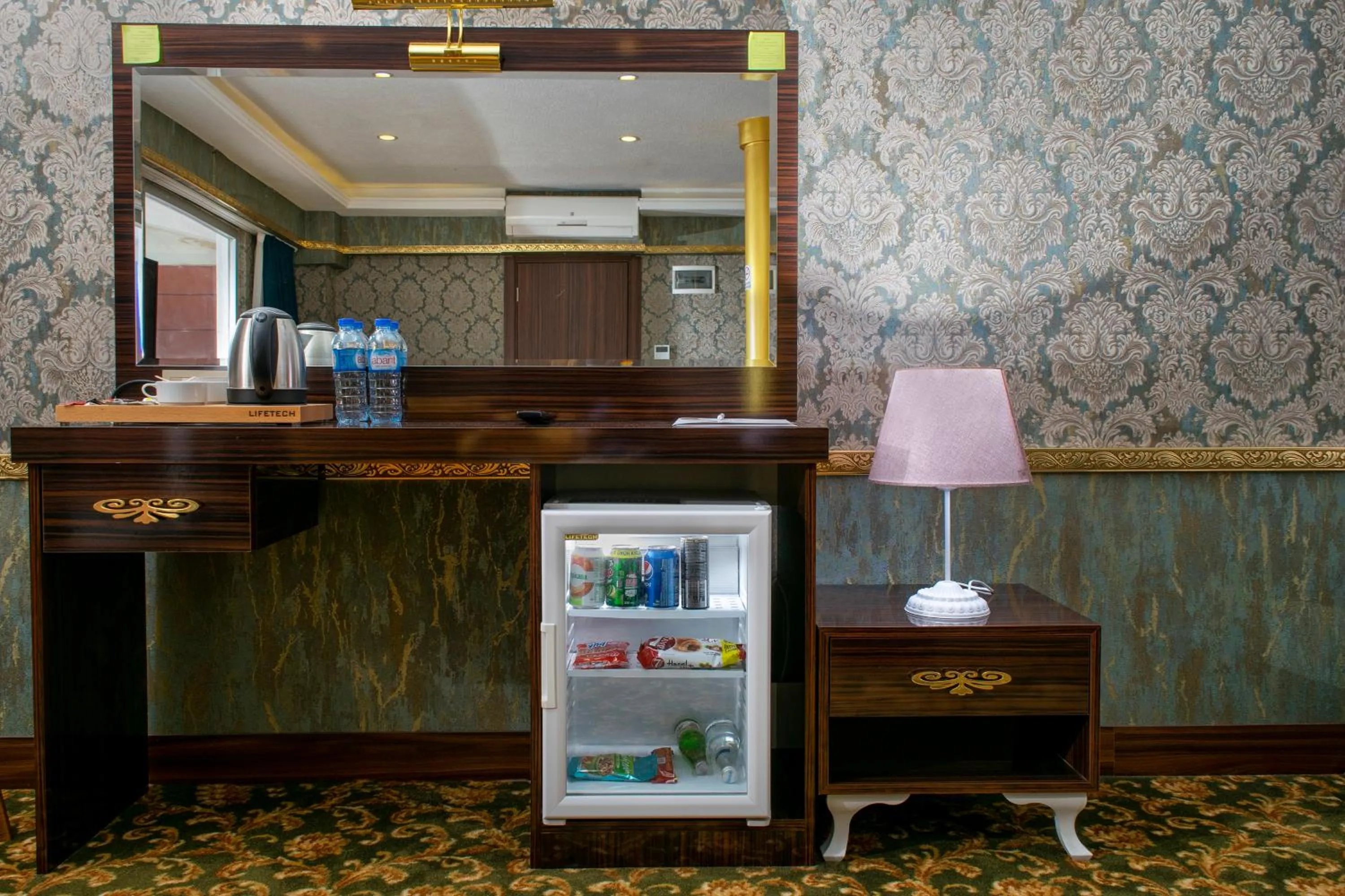 Kitchen or kitchenette in MARINN DELUXE HOTEL