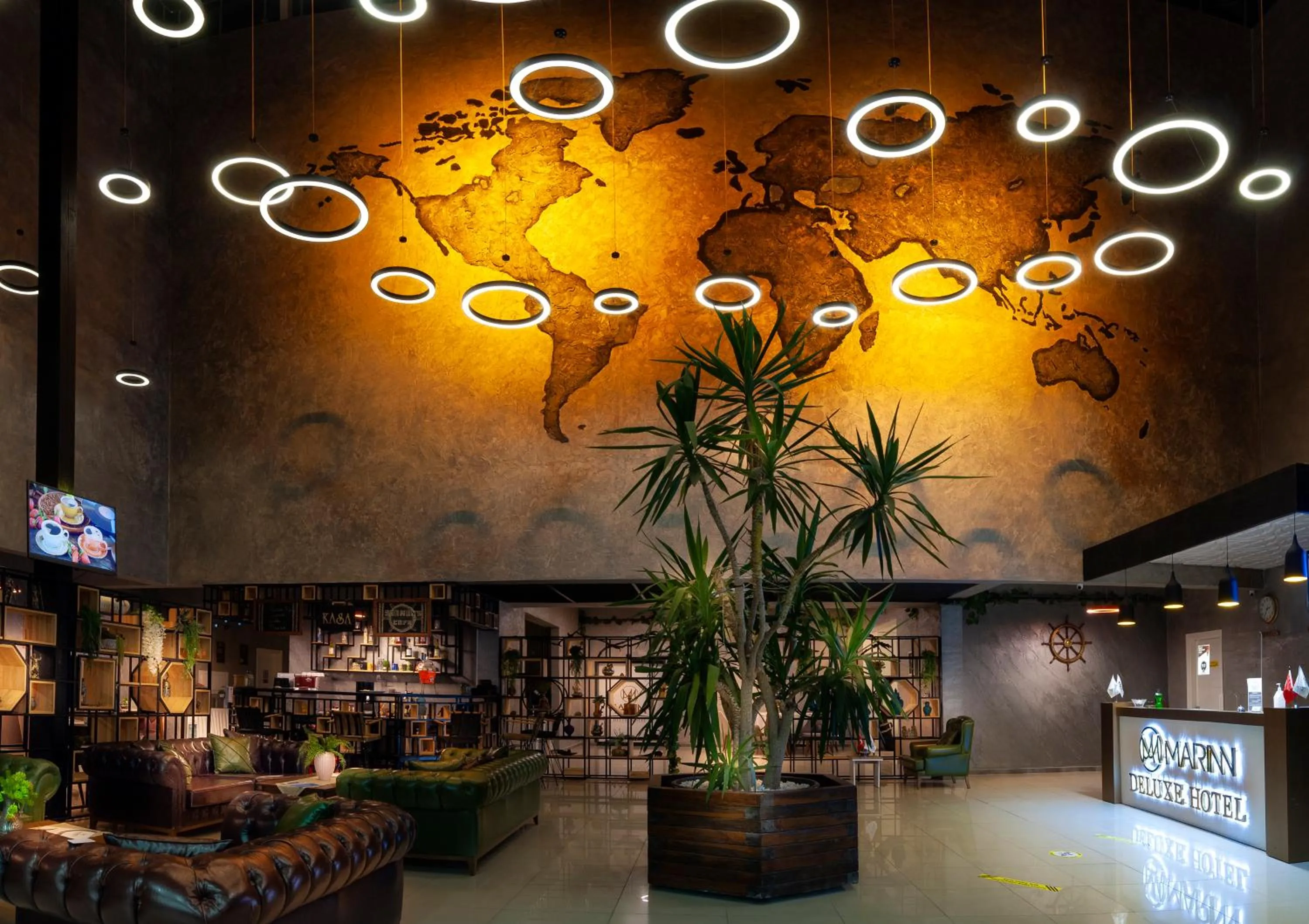 Lobby or reception in MARINN DELUXE HOTEL