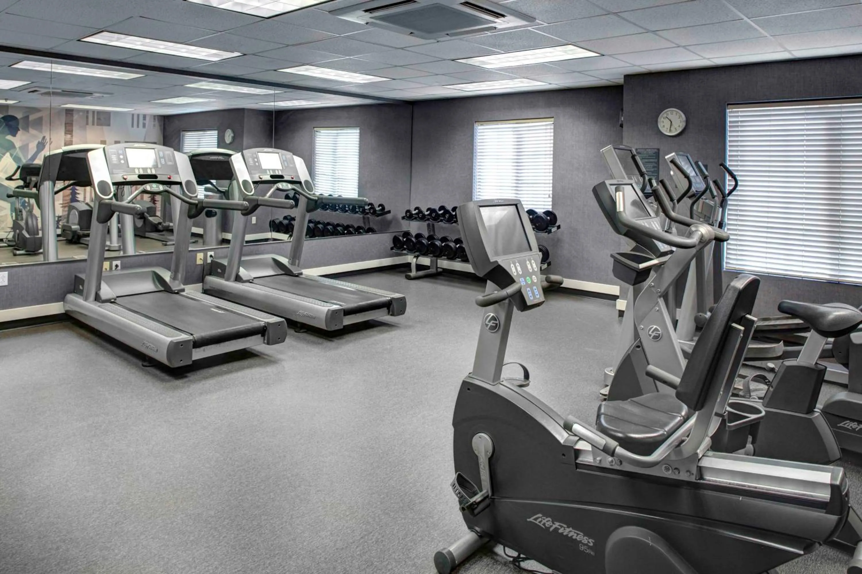 Fitness centre/facilities in Hyatt House Boston/Burlington