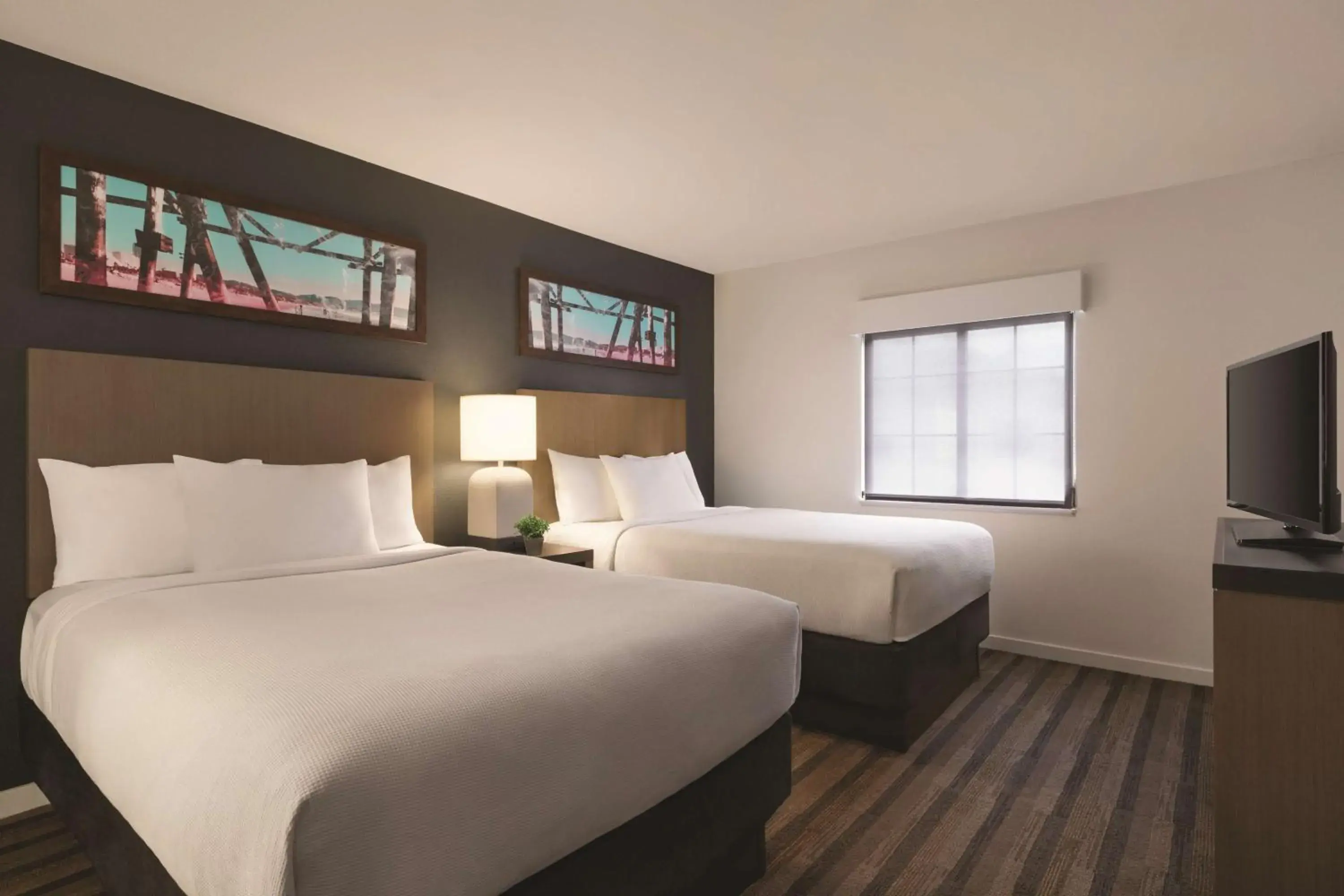 Bedroom, Bed in Hyatt House Boston/Burlington Bedroom, Bed in Hyatt House Boston/Burlington