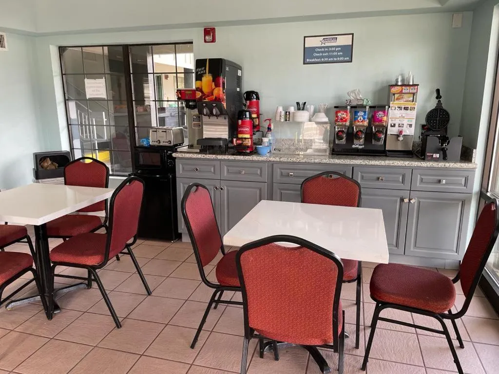 Restaurant/Places to Eat in Americas Best Value Inn & Suites Slidell