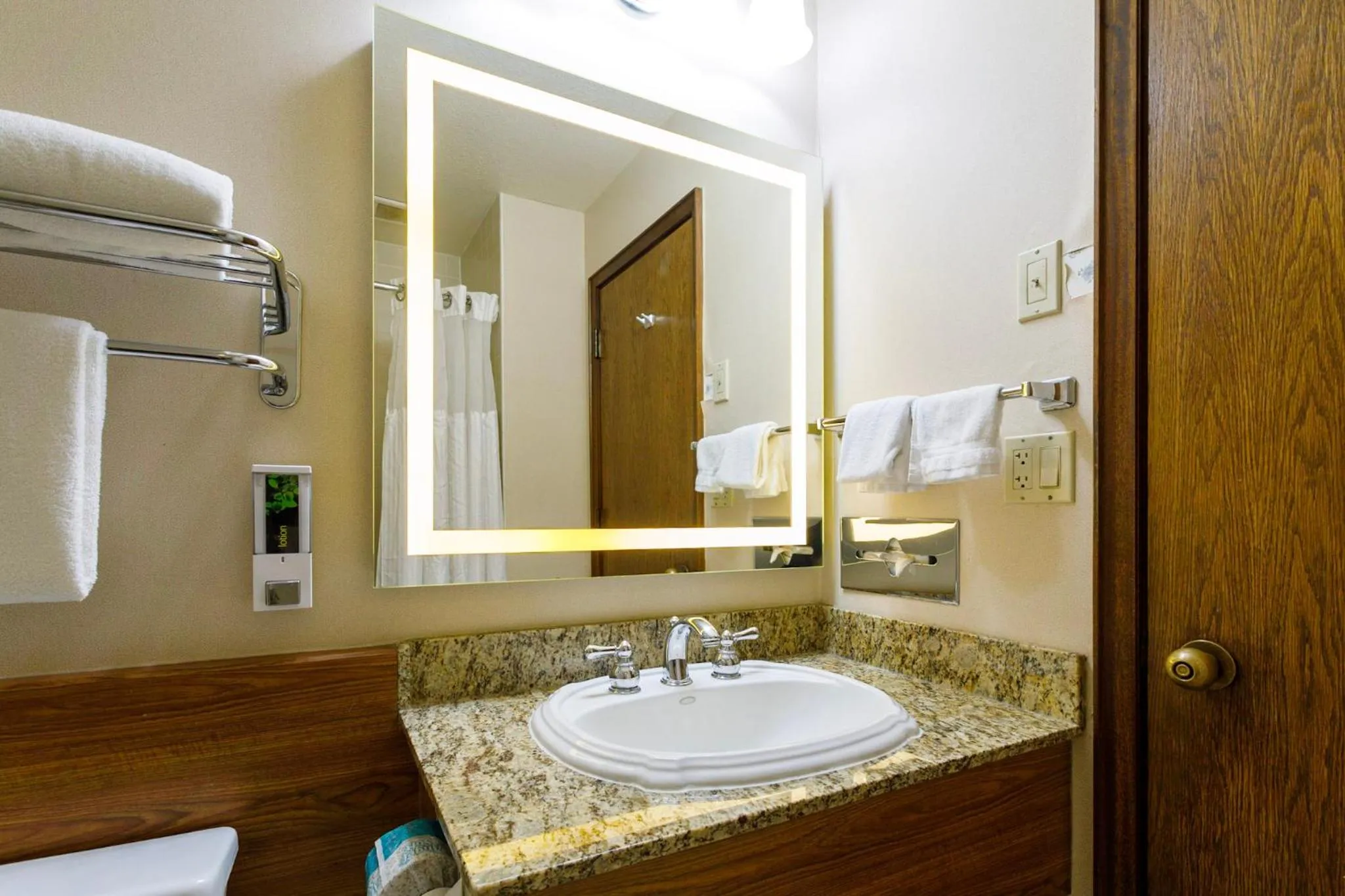 Shower in Gold Country Inn and Casino by Red Lion Hotels
