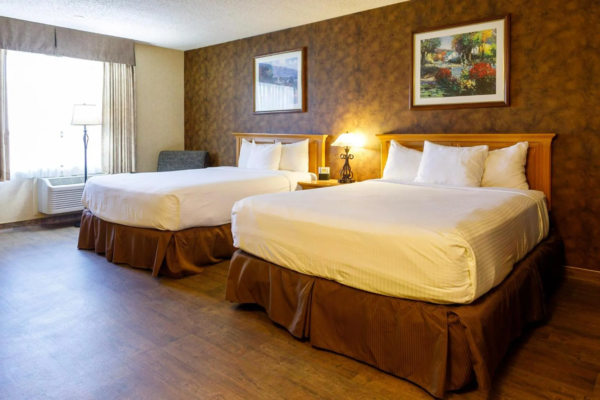 Bed in Gold Country Inn and Casino by Red Lion Hotels