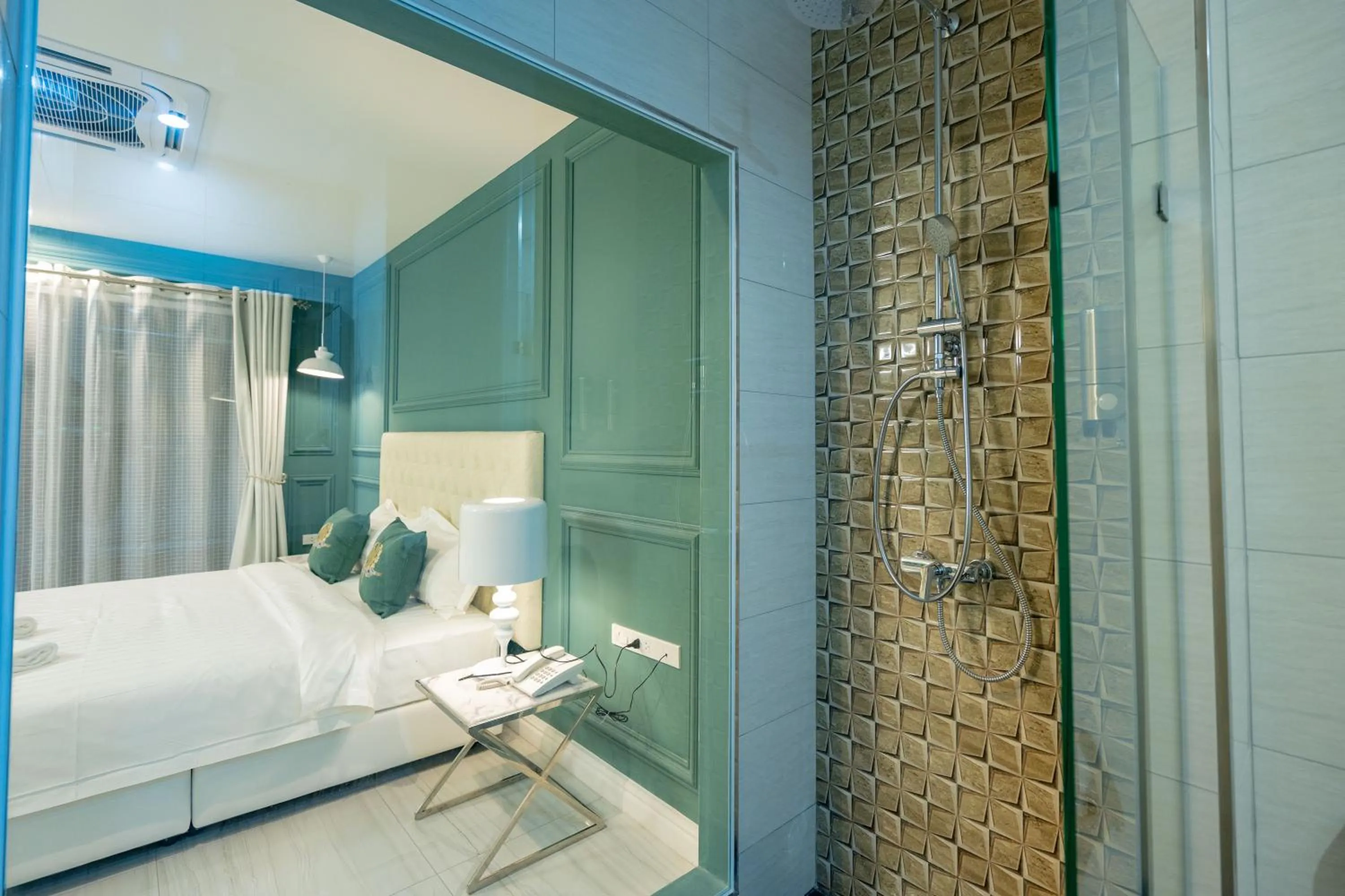 Bed in Belle Grand Hotel