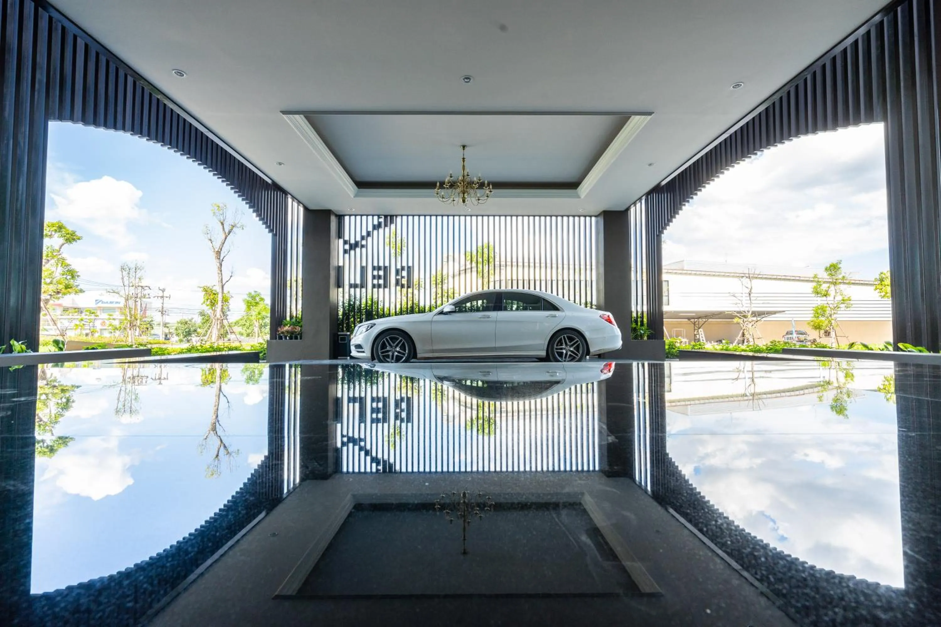 Facade/entrance in Belle Grand Hotel