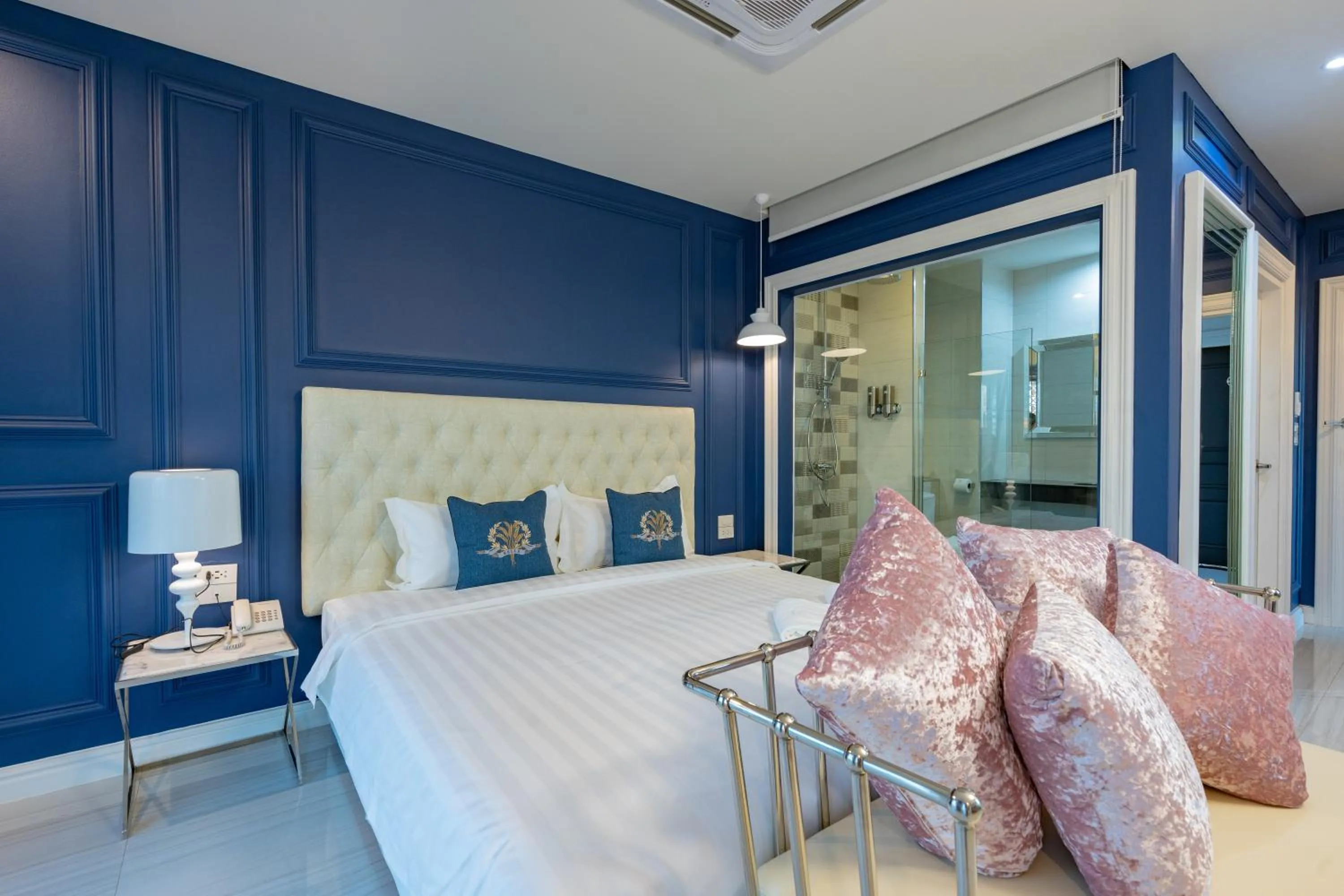 Bed in Belle Grand Hotel