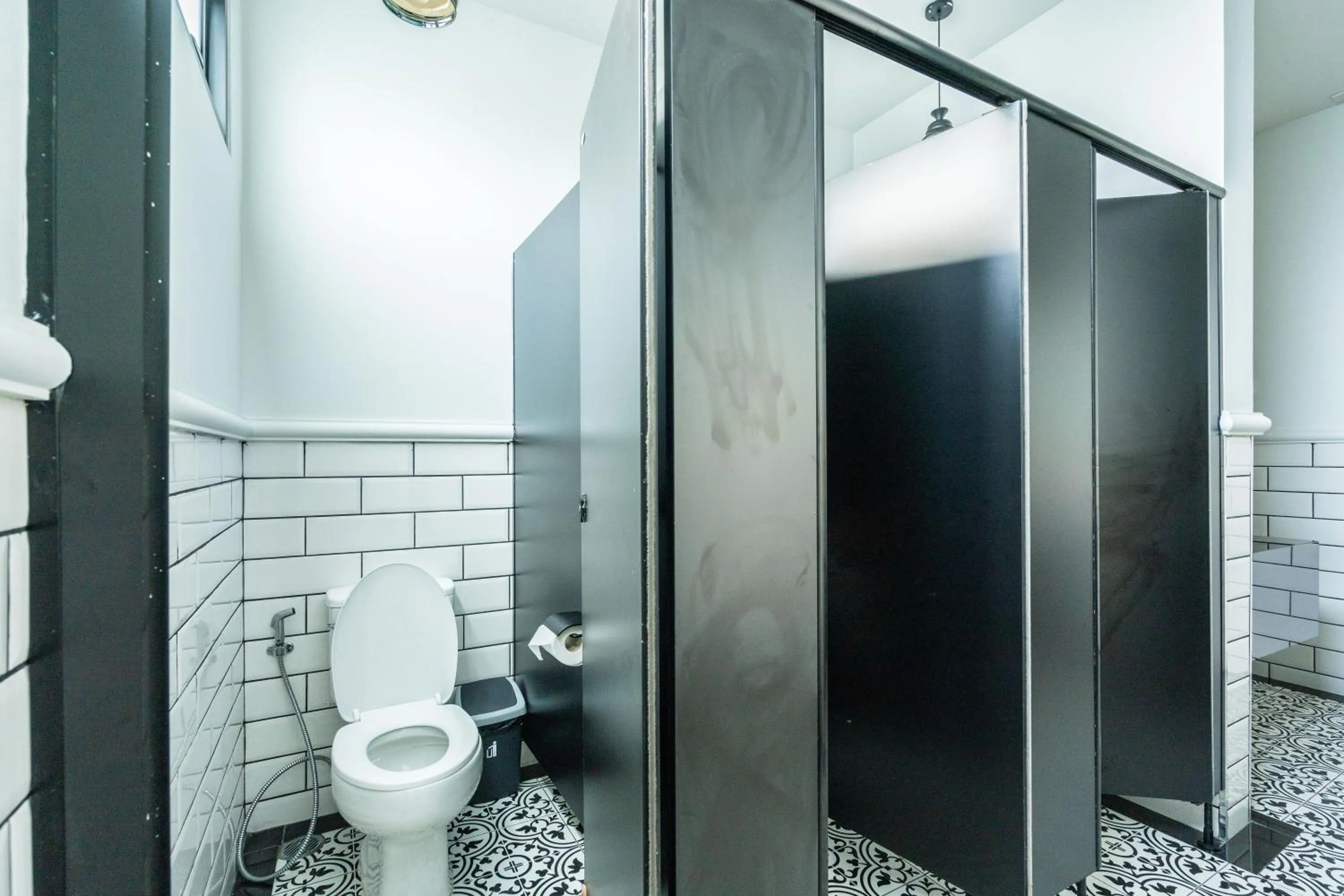 Toilet in Belle Grand Hotel