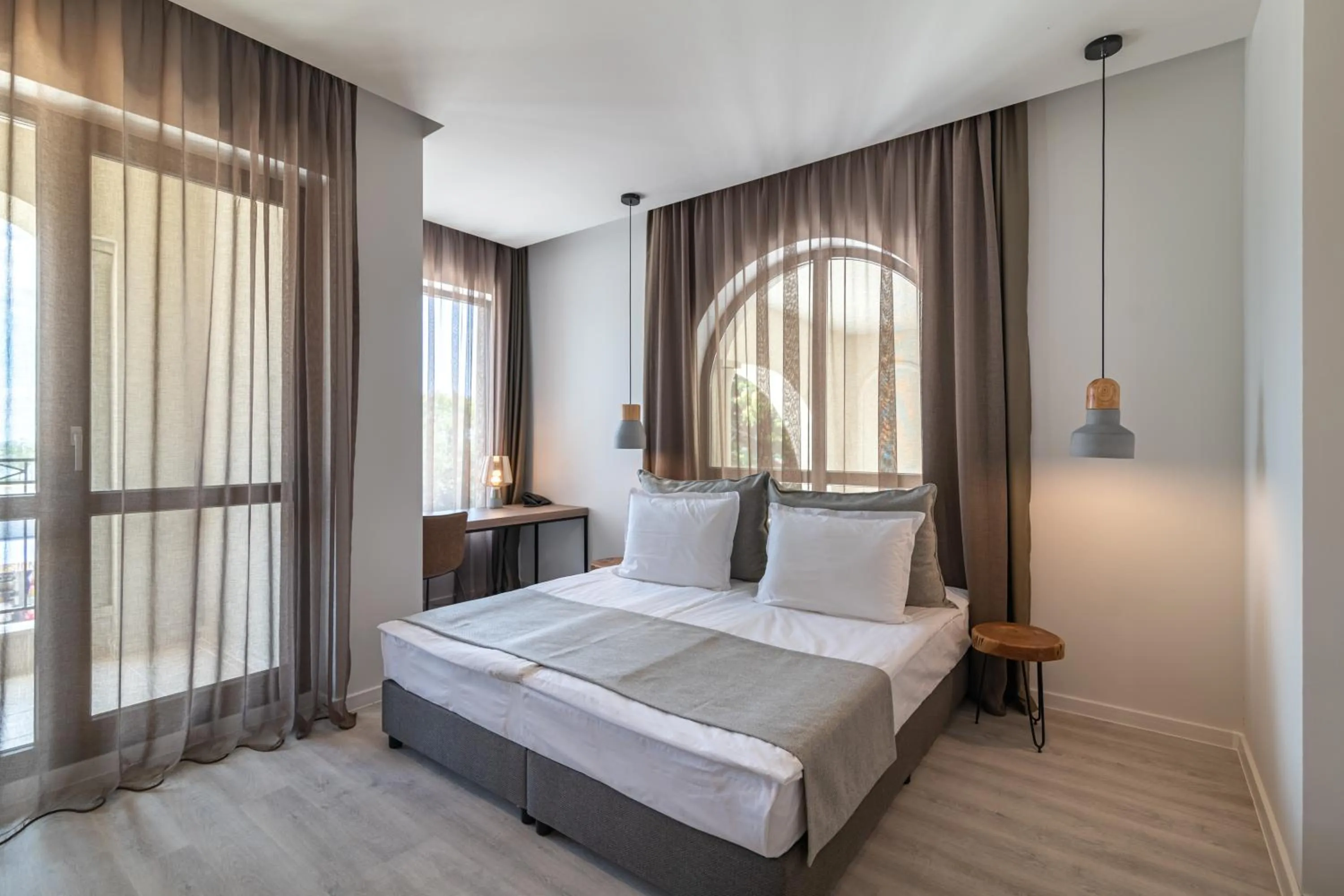 Bedroom, Bed in Primorski Hotel