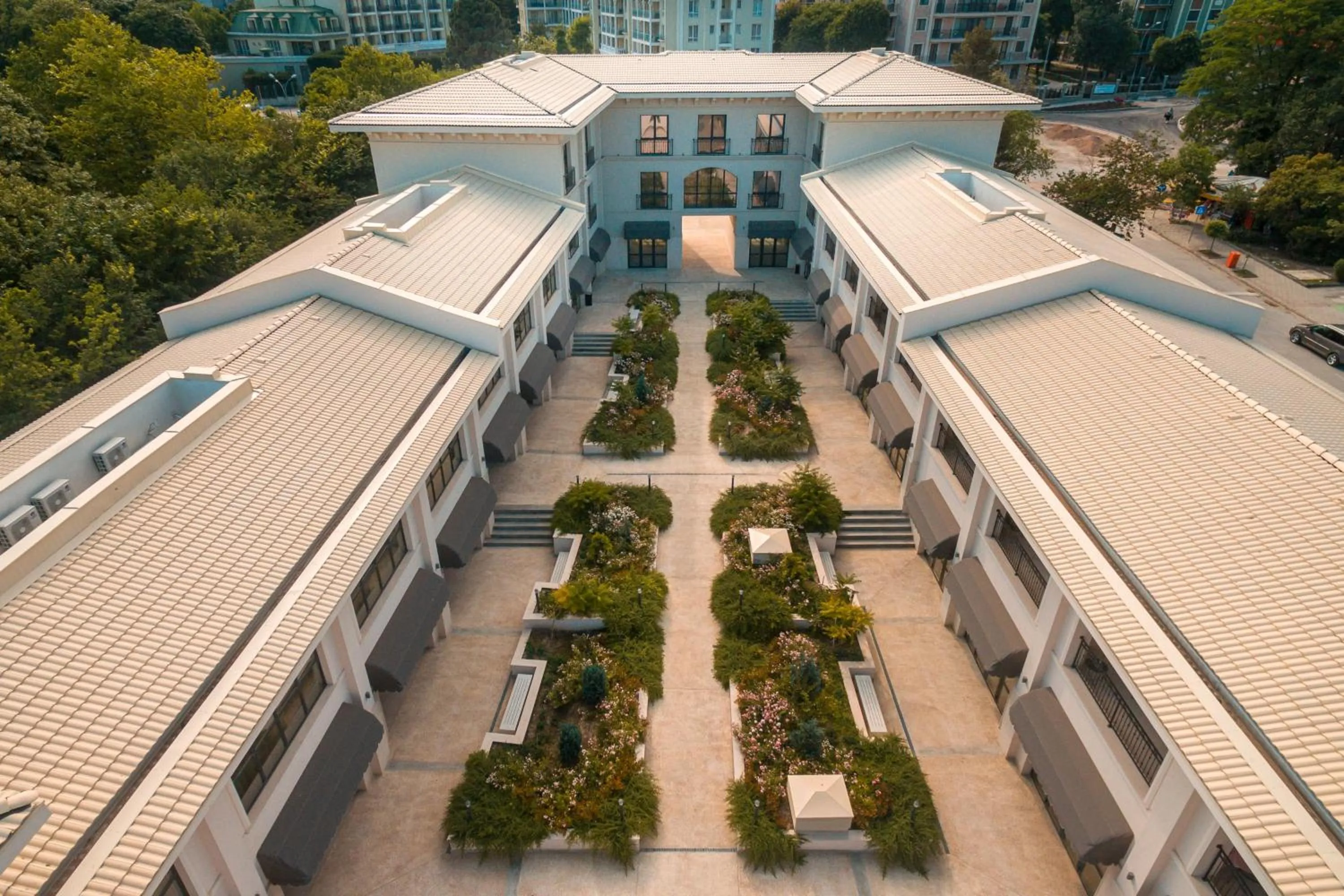 Property building in Primorski Hotel