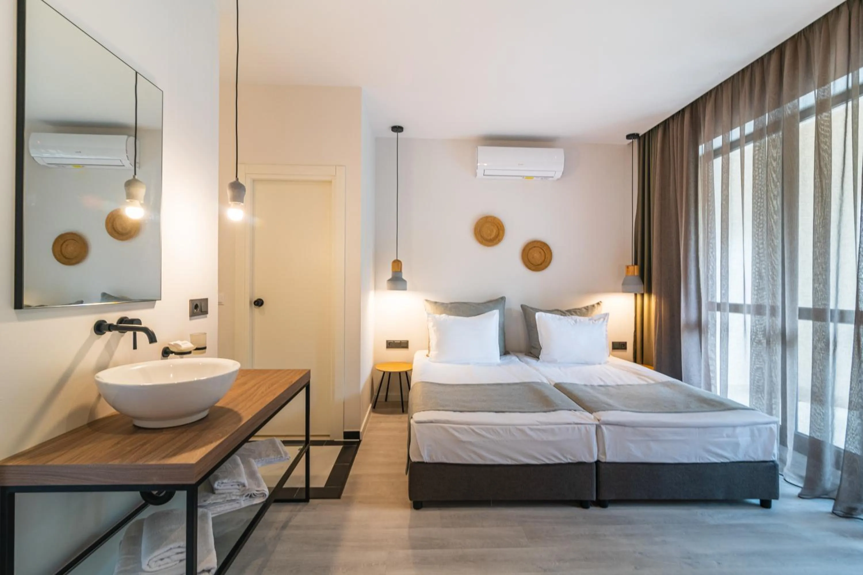 Bed in Primorski Hotel