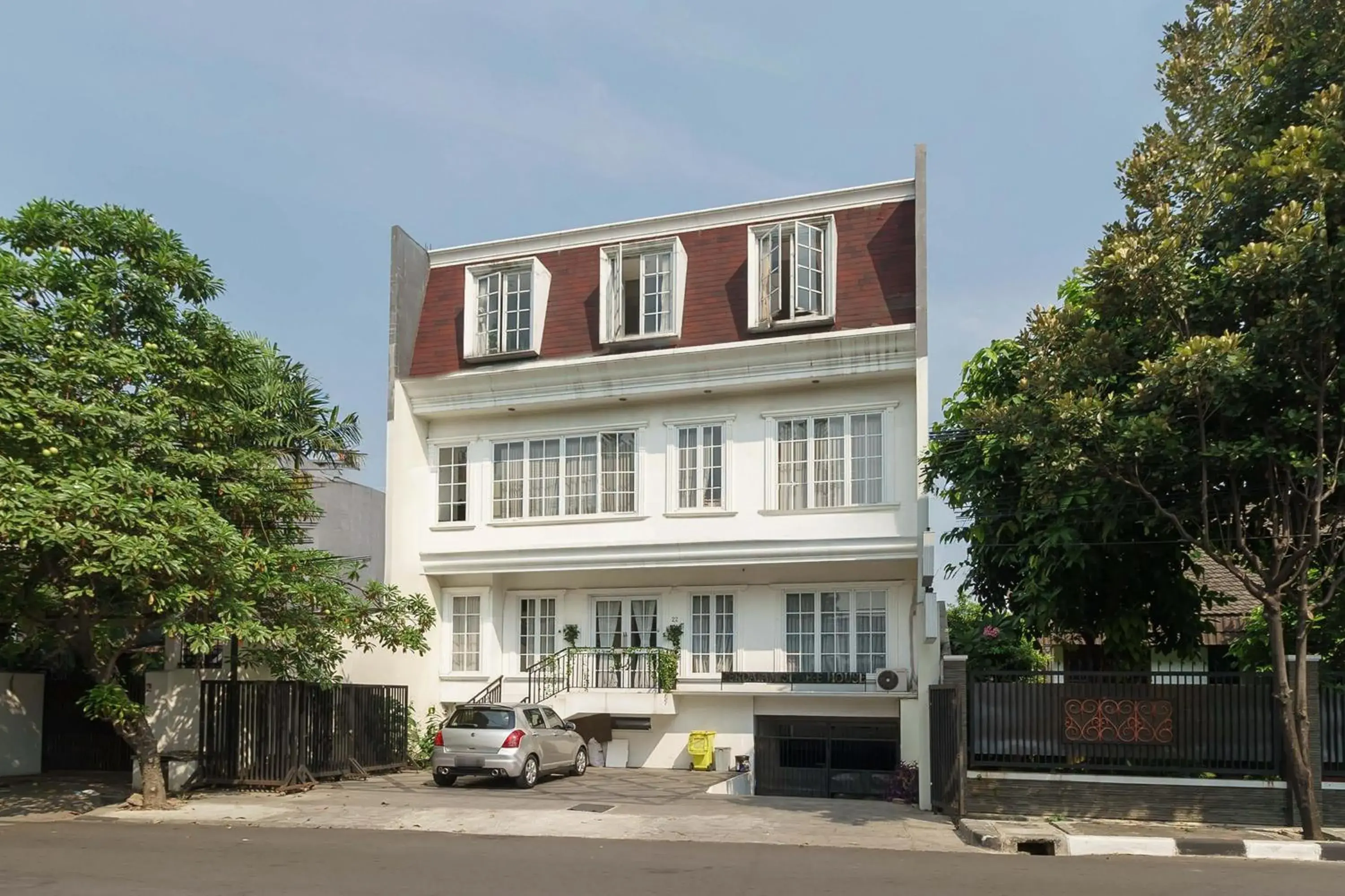 RedDoorz Syariah Plus near Pancoran 2 RedDoorz Syariah Plus near Pancoran 2