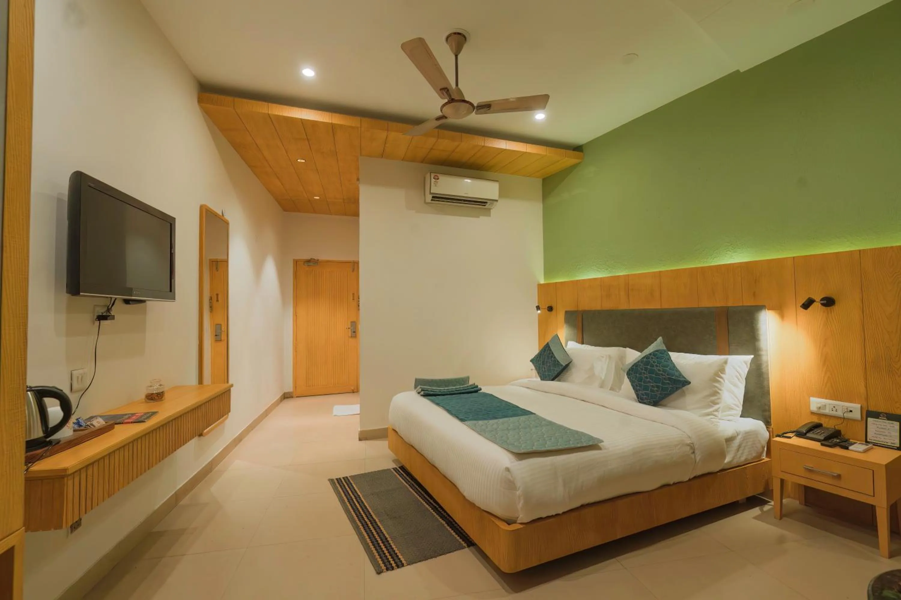 Bedroom, Bed in Excel Hotels and Resorts Bhimtal