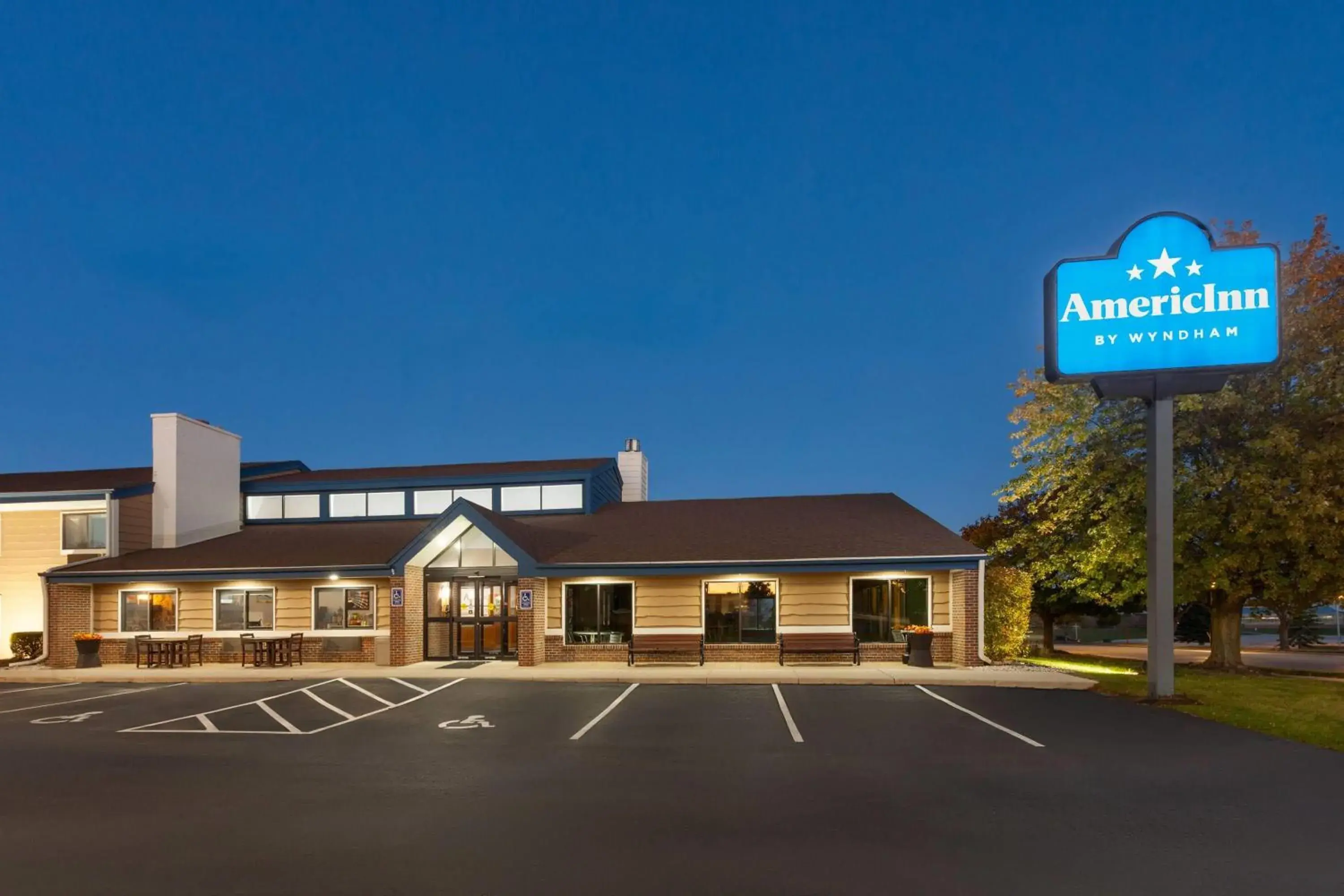 Property building in AmericInn by Wyndham Plymouth Property building in AmericInn by Wyndham Plymouth