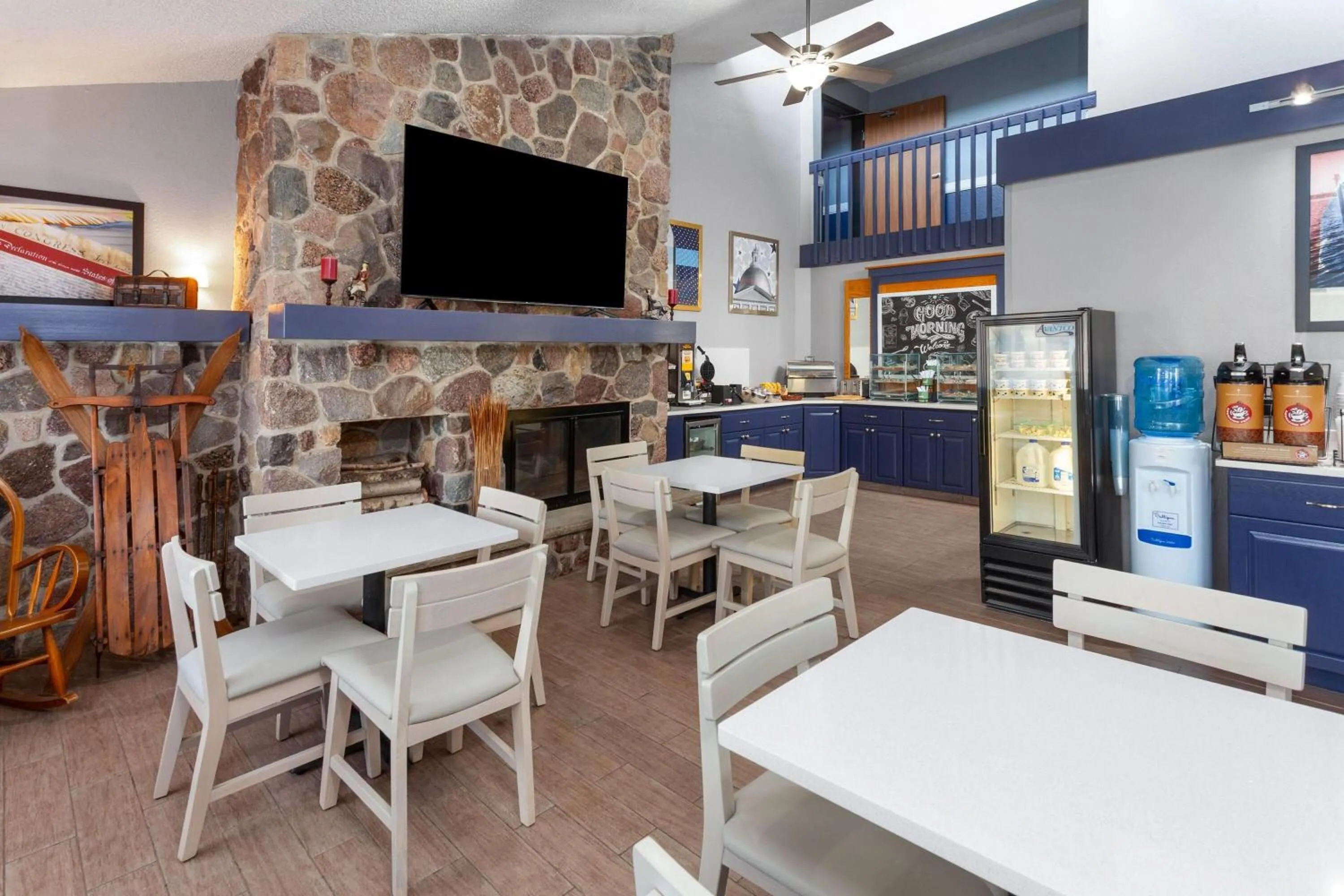 Breakfast in AmericInn by Wyndham Plymouth