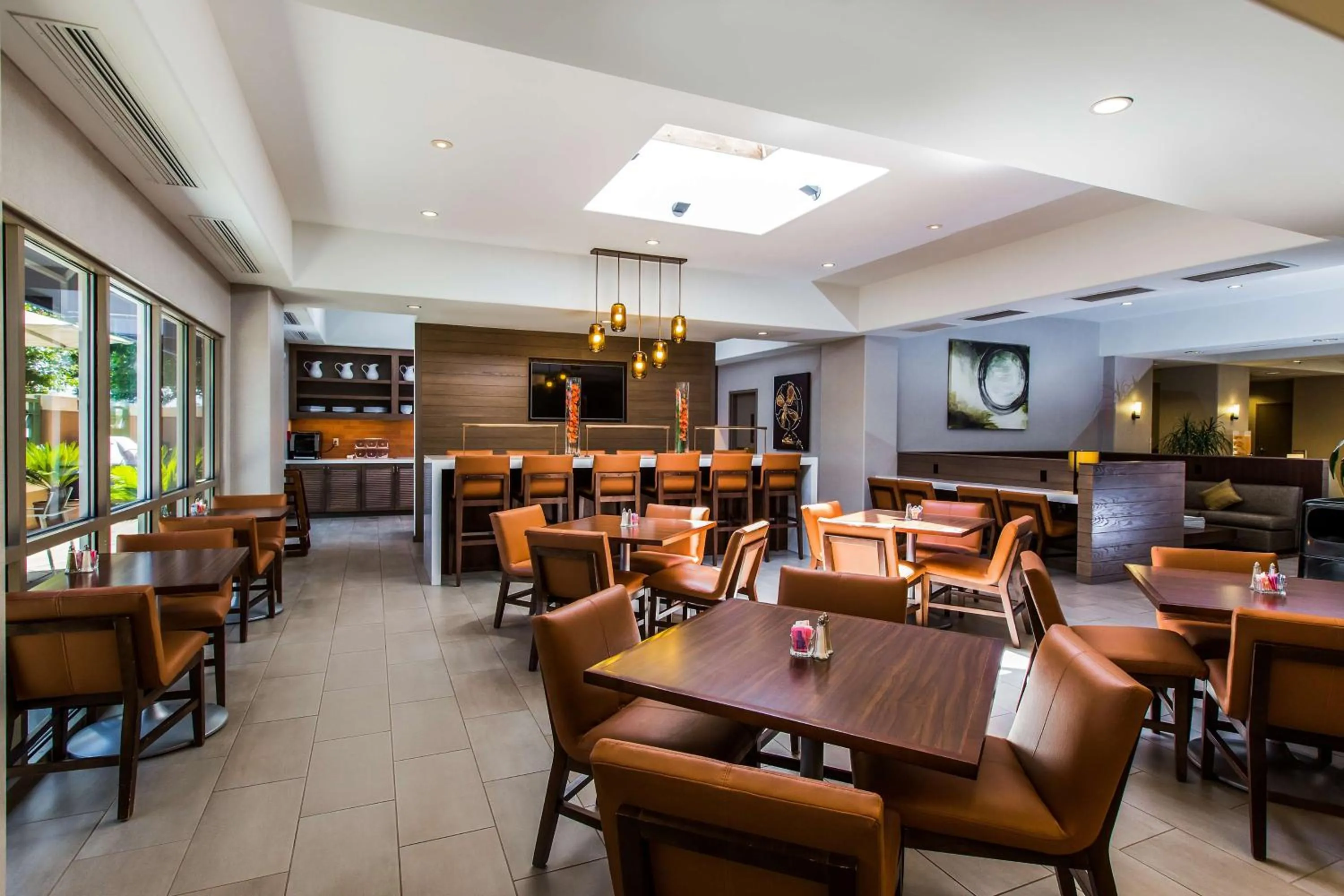 Restaurant/places to eat in Hyatt House Santa Clara